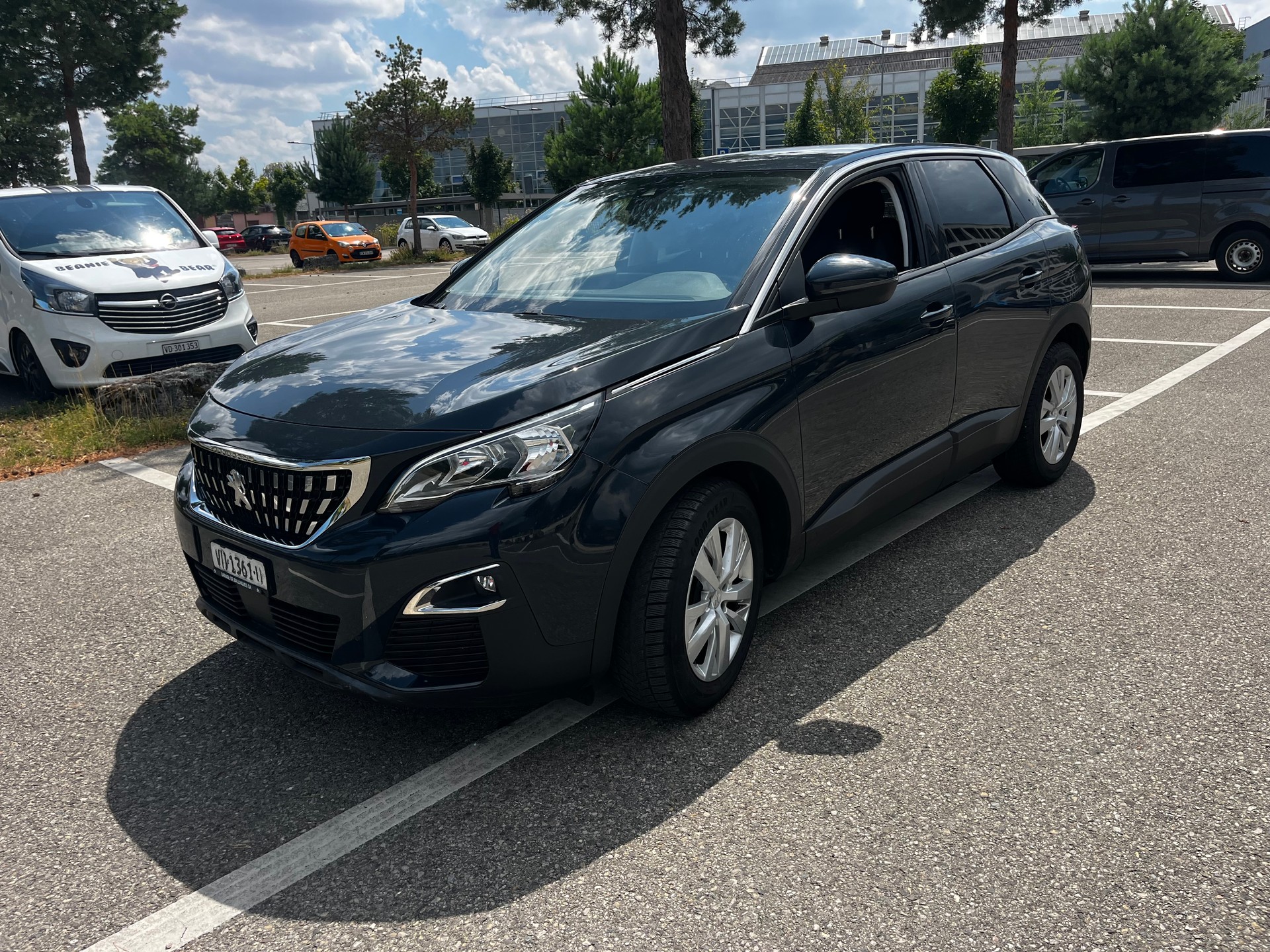 PEUGEOT 3008 1.2 PureTech-image-3