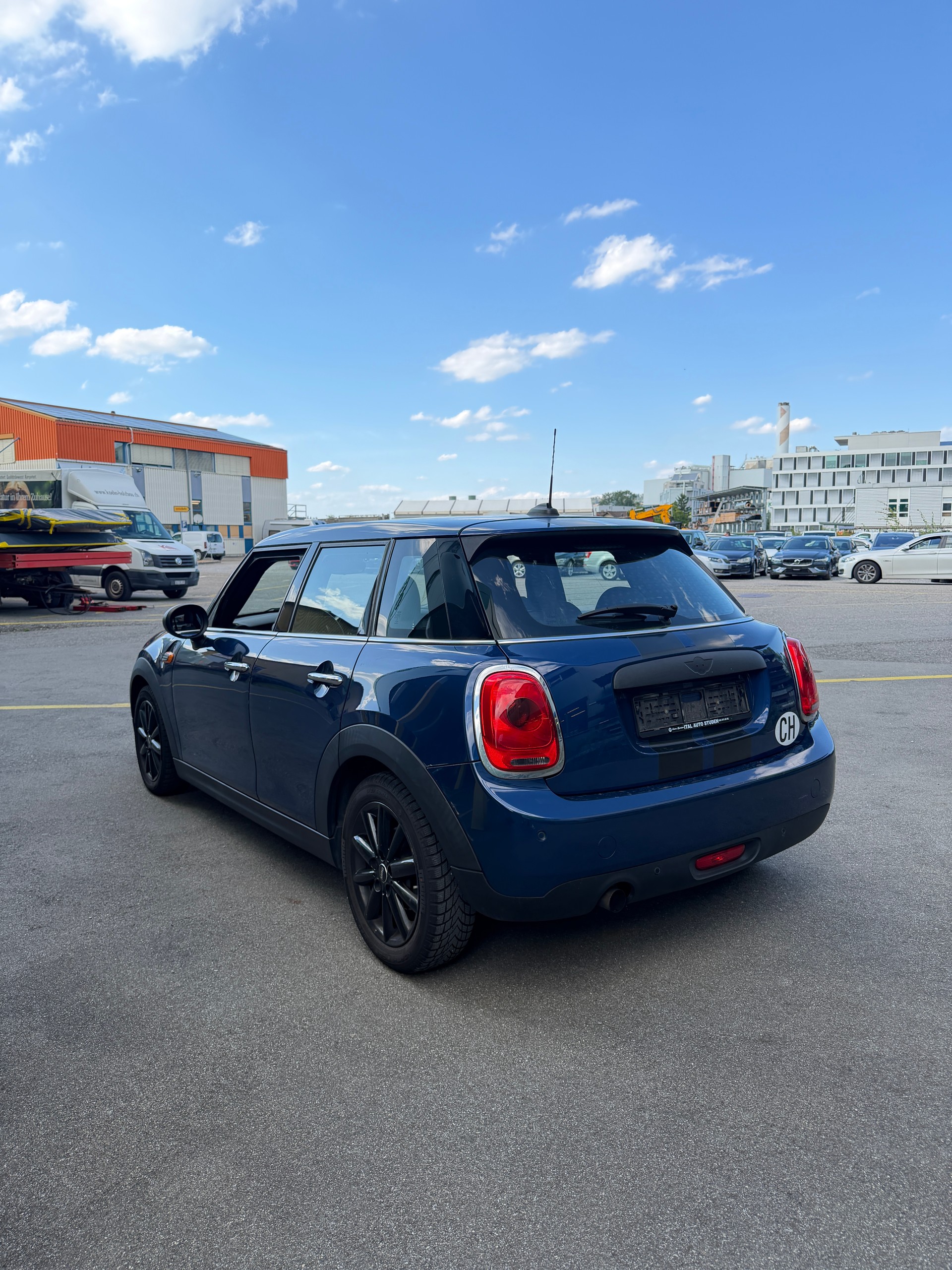 MINI One First-image-3