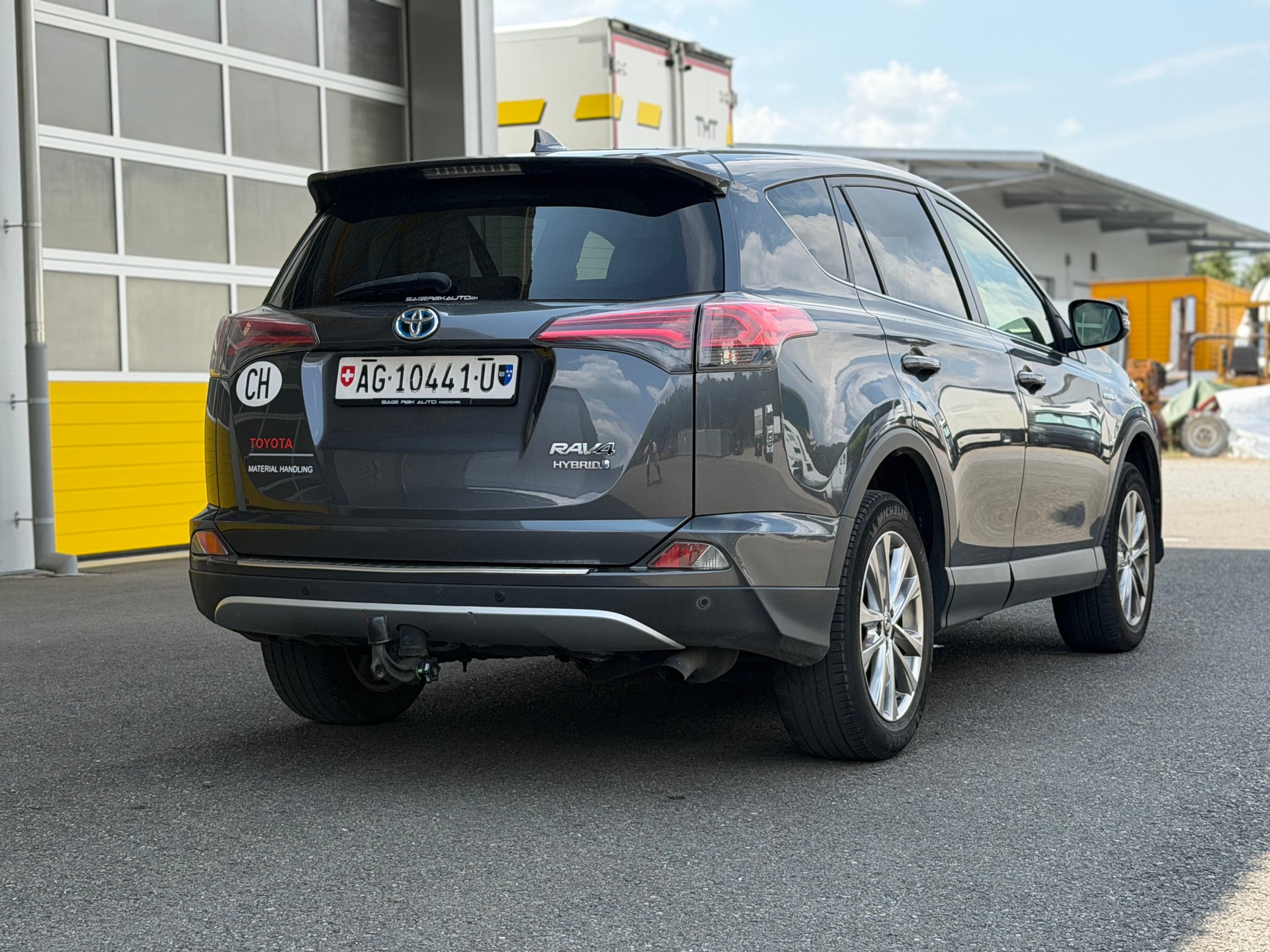 TOYOTA RAV-4 2.5 HSD Sol Premium e-CVT-image-6