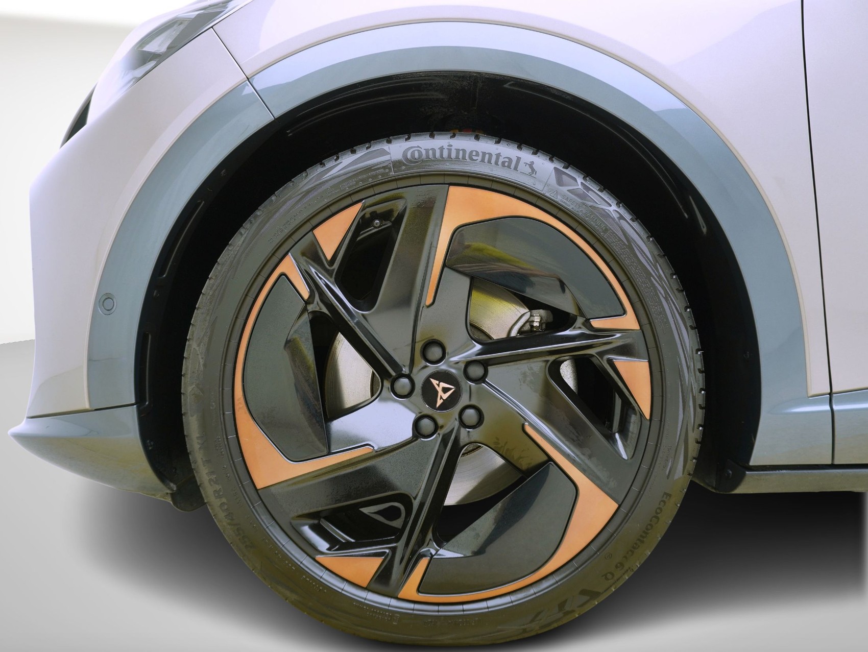 CUPRA Tavascan Type 9 Adrenaline 4Drive-image-6