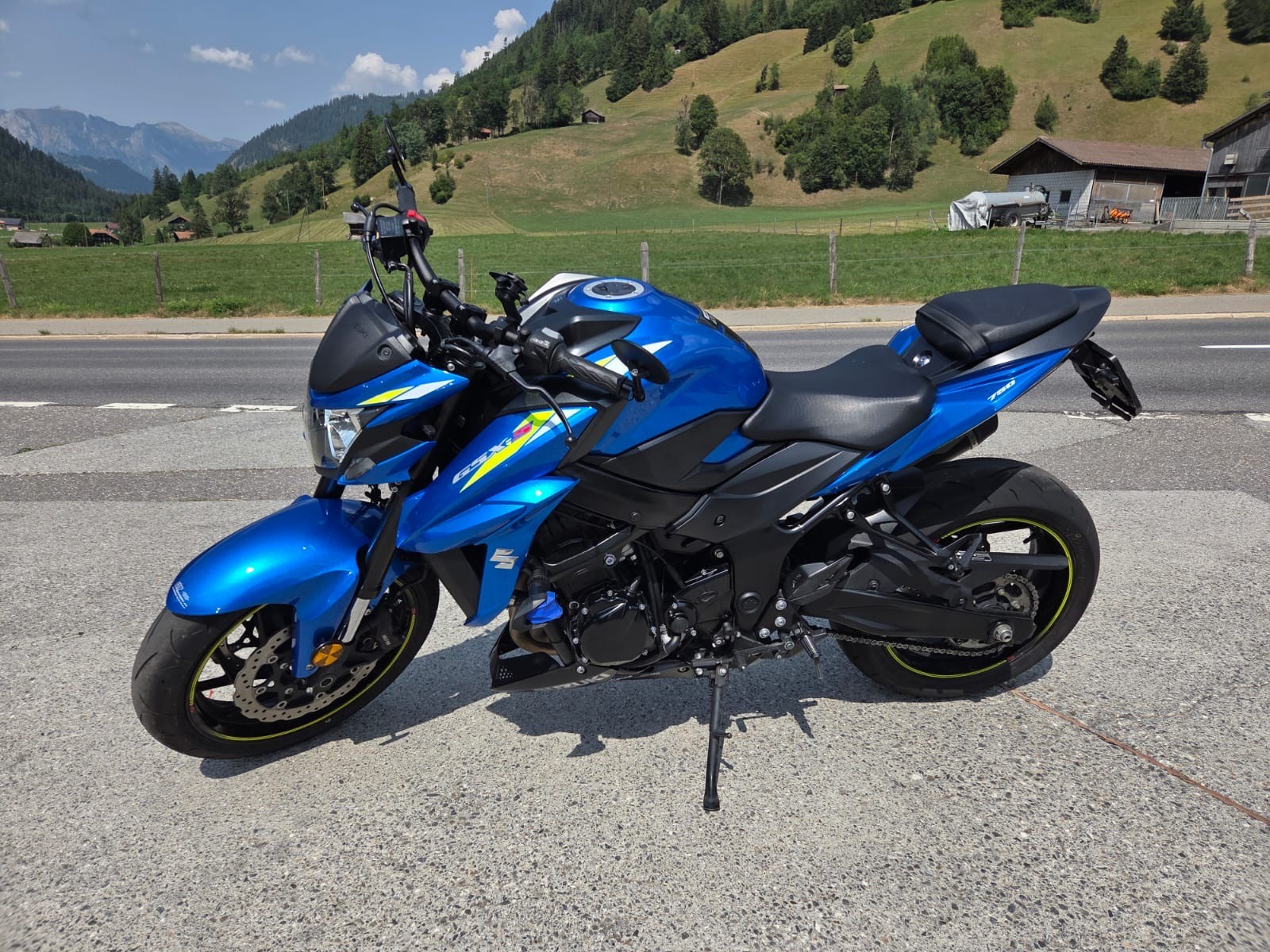 SUZUKI GSX-S 750 ABS-image-0