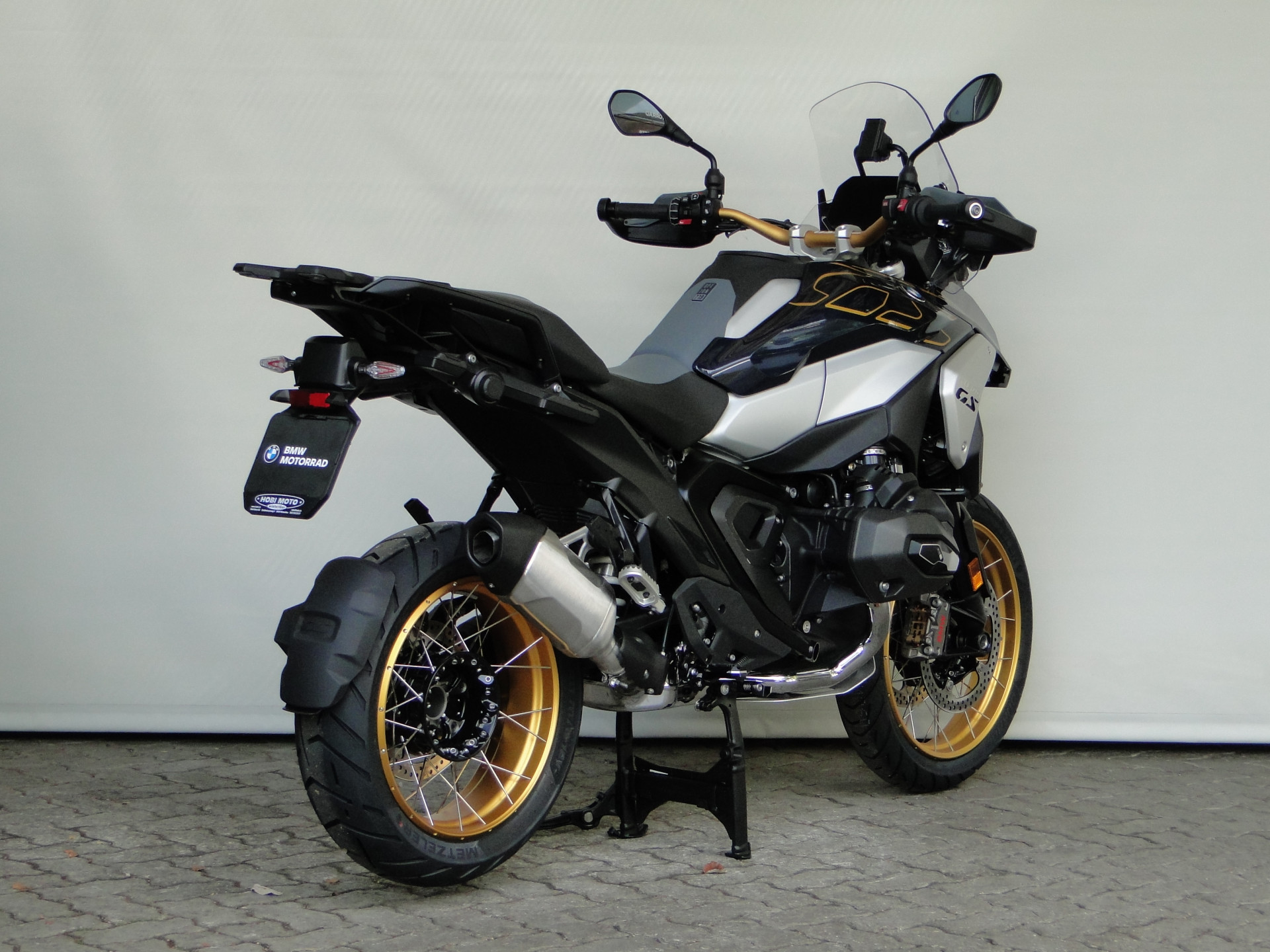 BMW R 1300 GS ASA BOXER BONUS CHF 1'500.- & 2.9% LEASING-showroom-element-3
