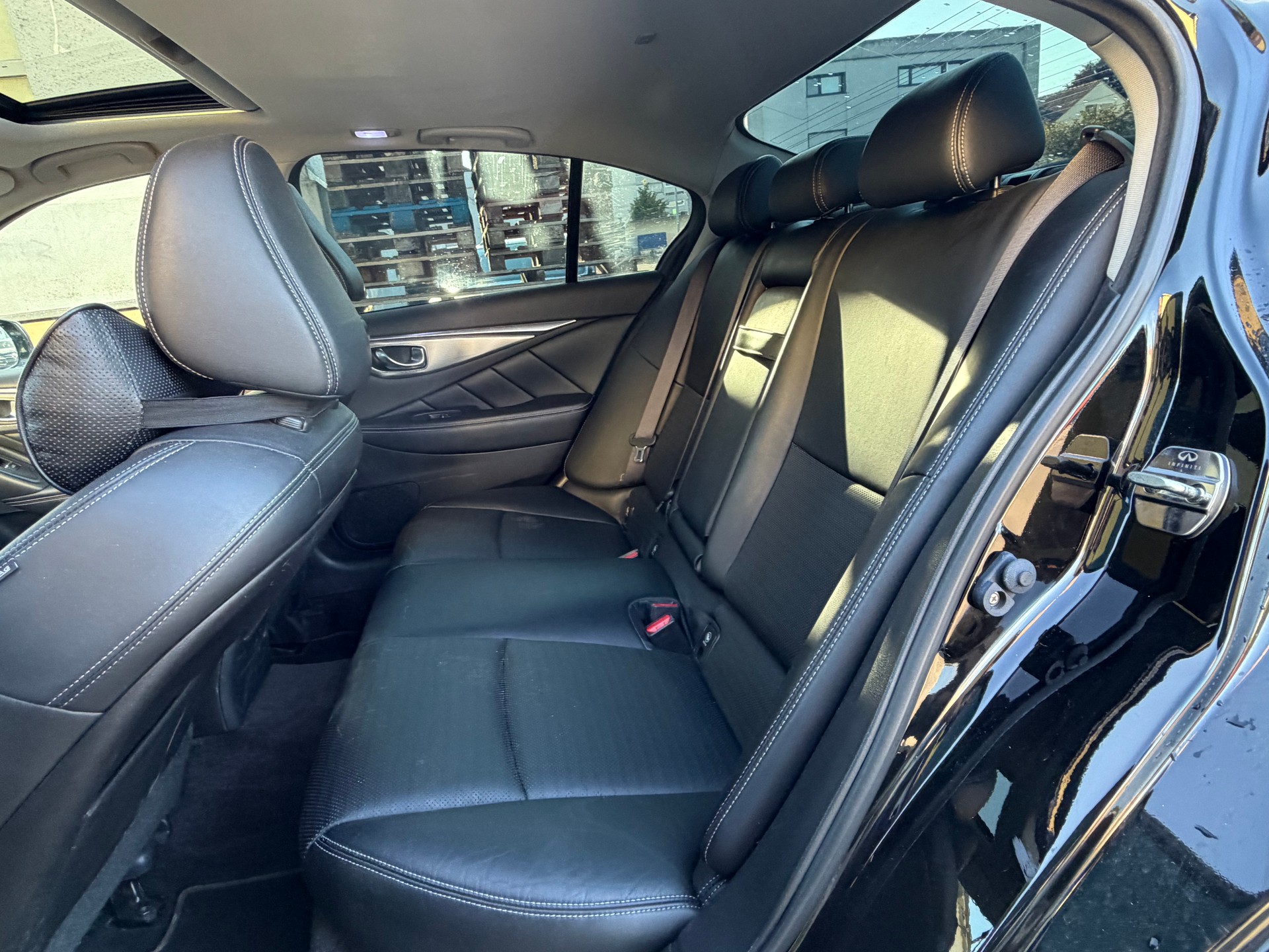 INFINITI Q50 2.0 Sport Automatic-image-9