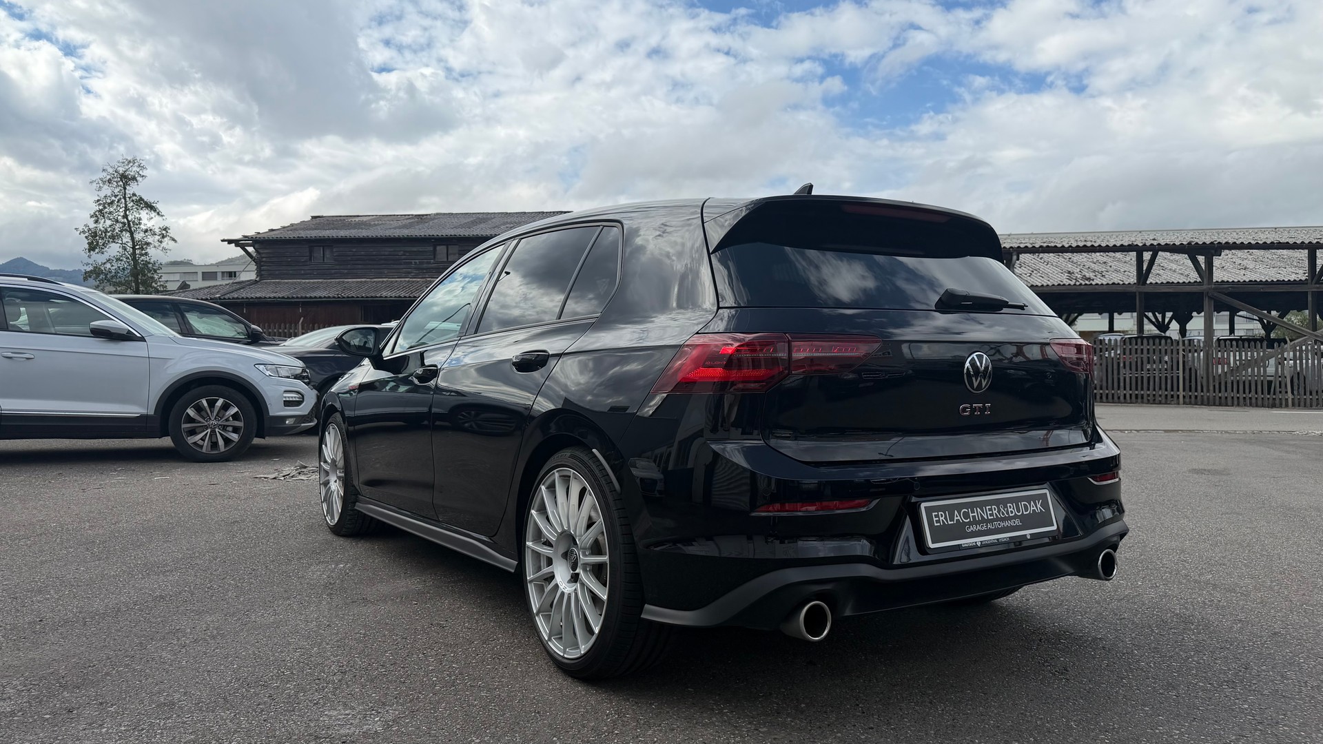 VW Golf 2.0 TSI GTI DSG-showroom-element-3