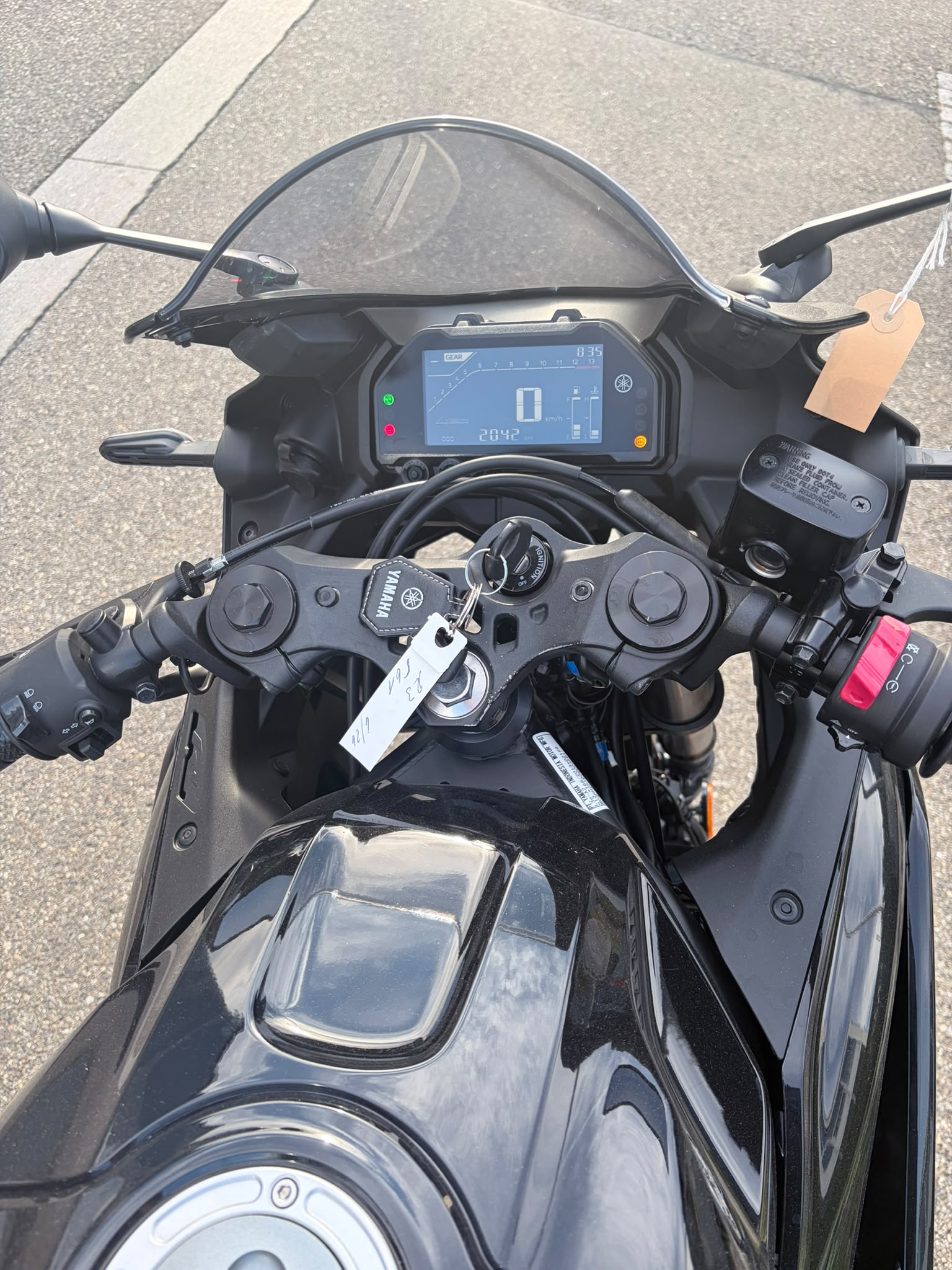 YAMAHA YZF-R3-showroom-element-3