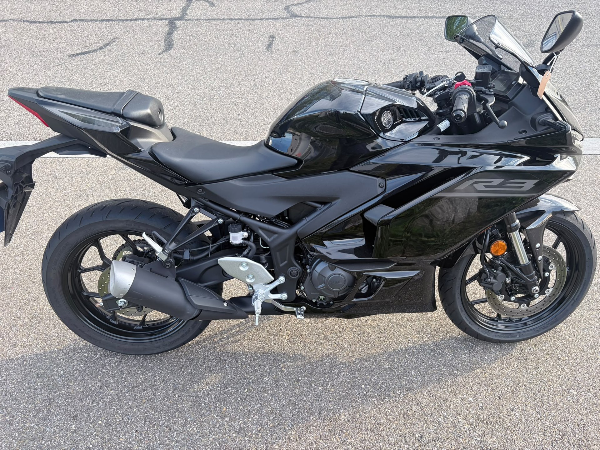 YAMAHA YZF-R3