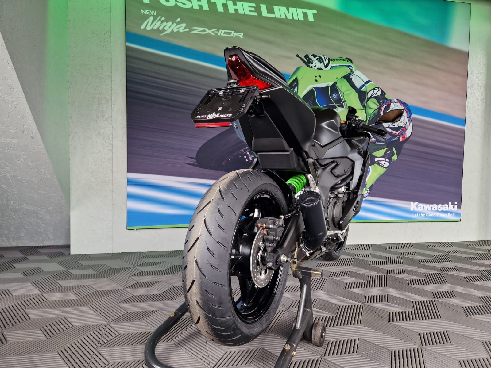 KAWASAKI Ninja ZX-4RR ** Black Edition **-image-5