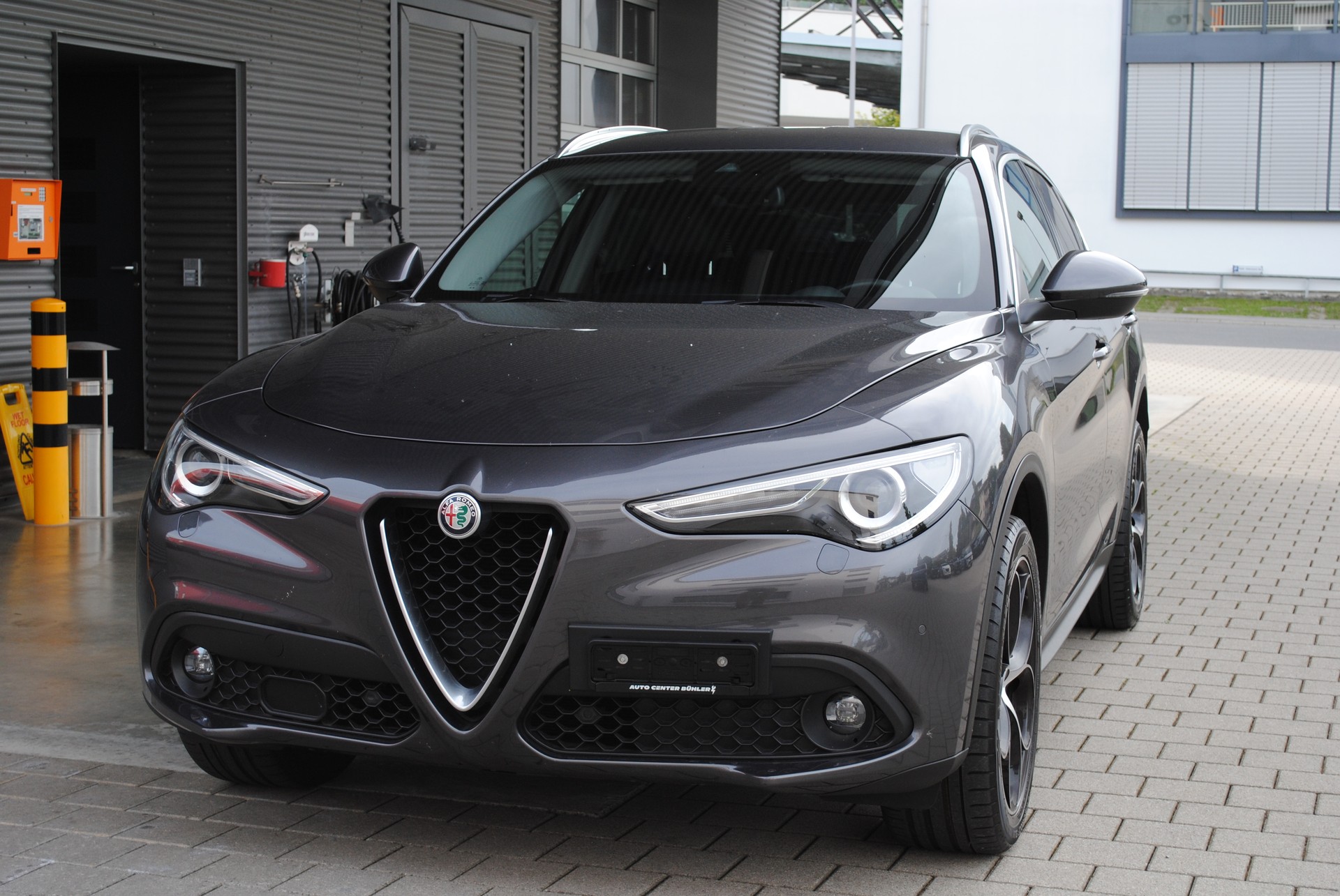 ALFA ROMEO Stelvio 2.2 JTDM Executive Q4 Automatic-showroom-element-1