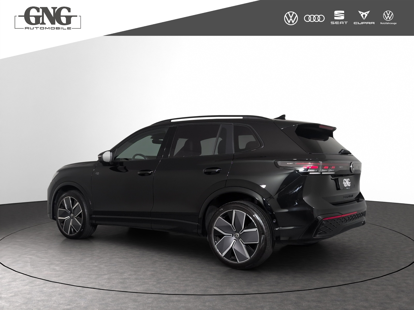 VW Tiguan 2.0 TSI DSG R-Line 4Motion-showroom-element-1