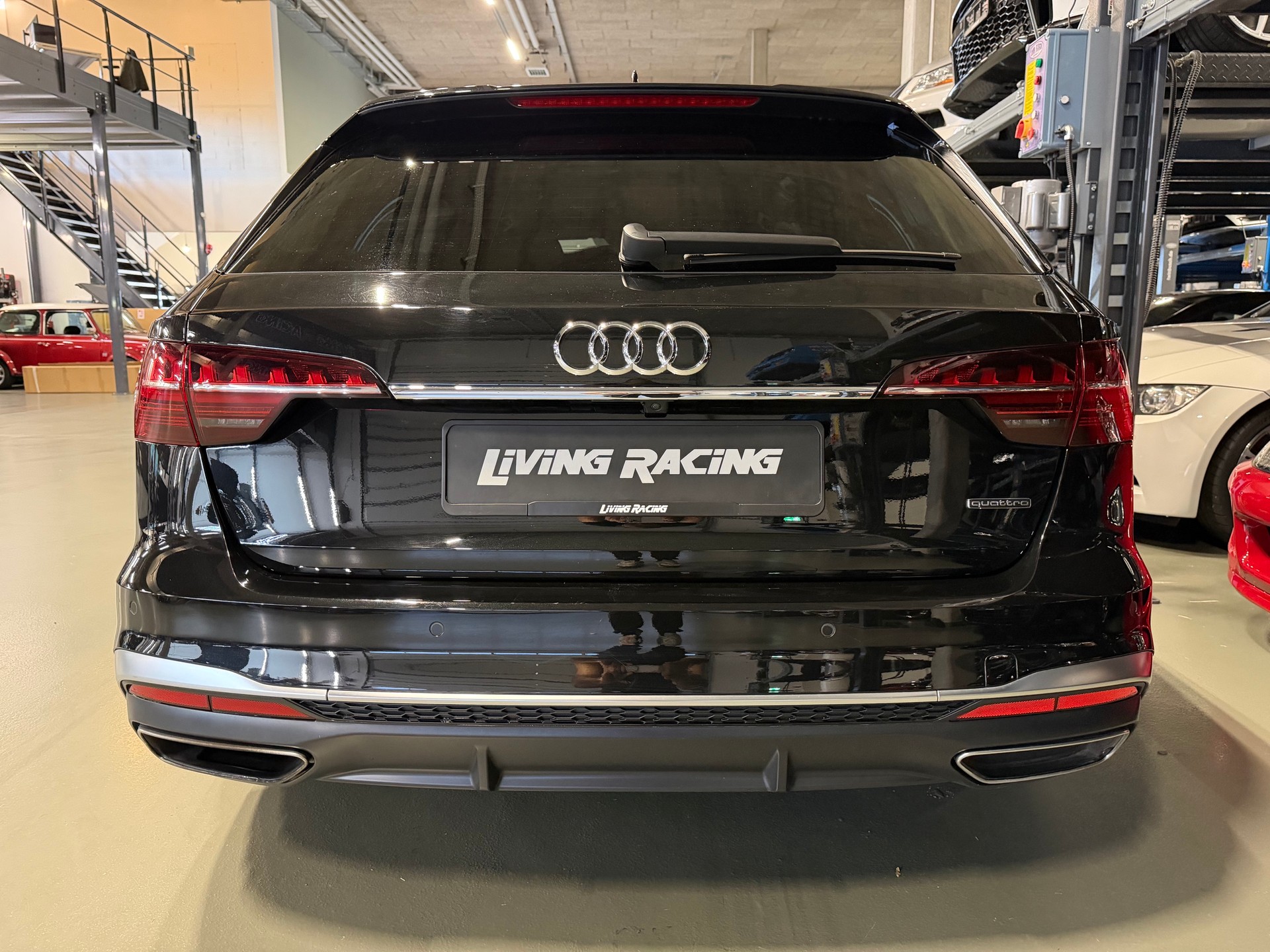 AUDI A4 Avant 40 TDI S line quattro S-tronic *VHC CH*-showroom-element-3