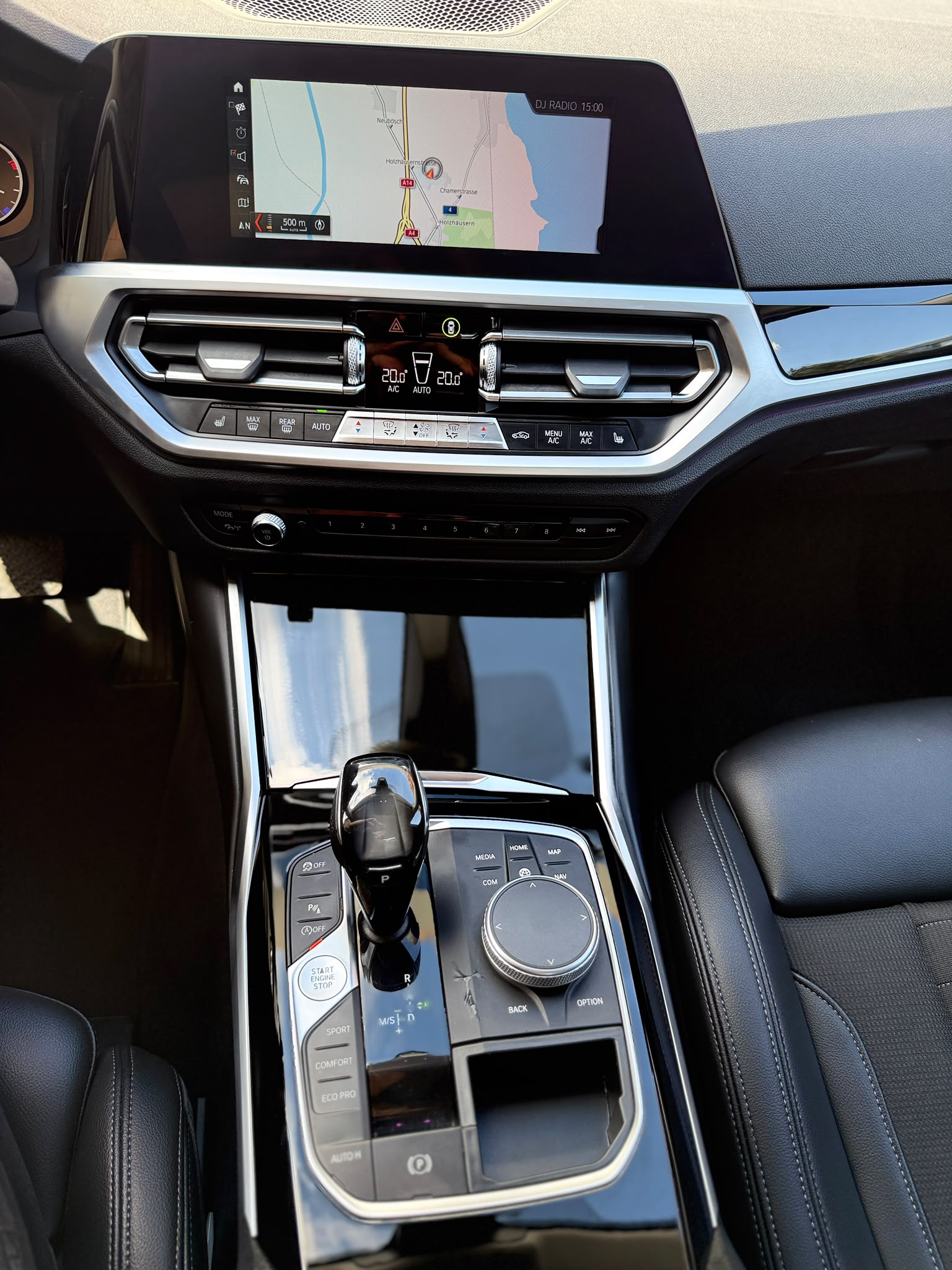 BMW 318d-image-13