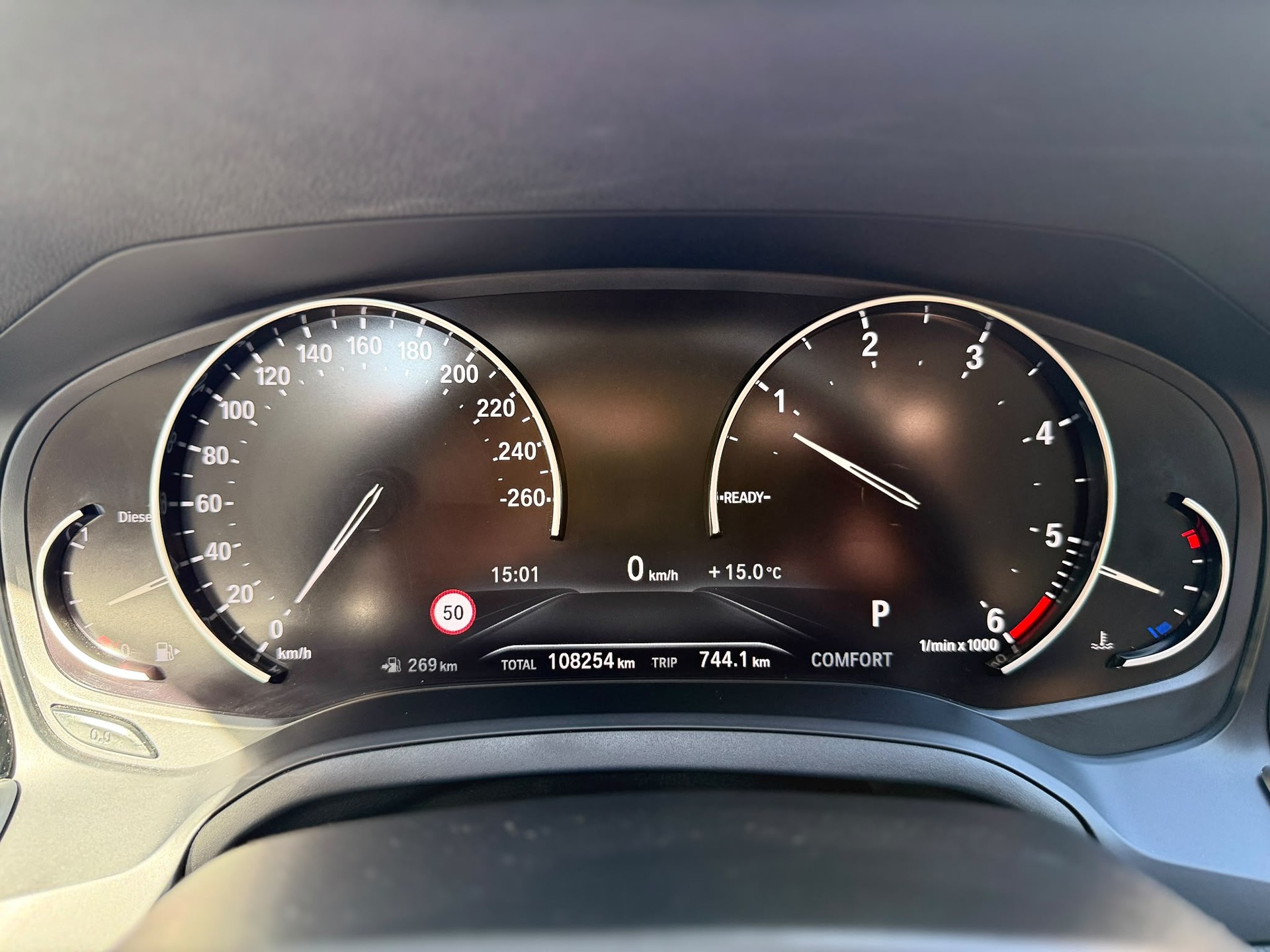 BMW 318d-image-20