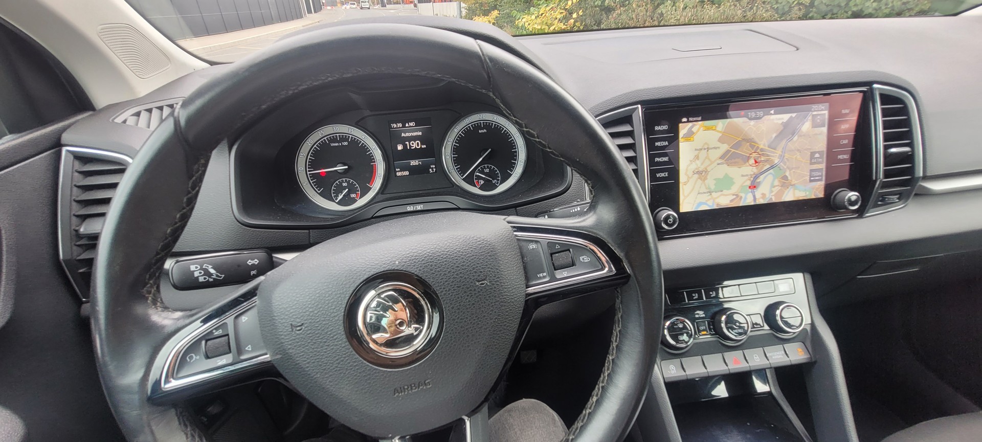 SKODA Karoq 2.0 TDI CR Style 4x4-image-10