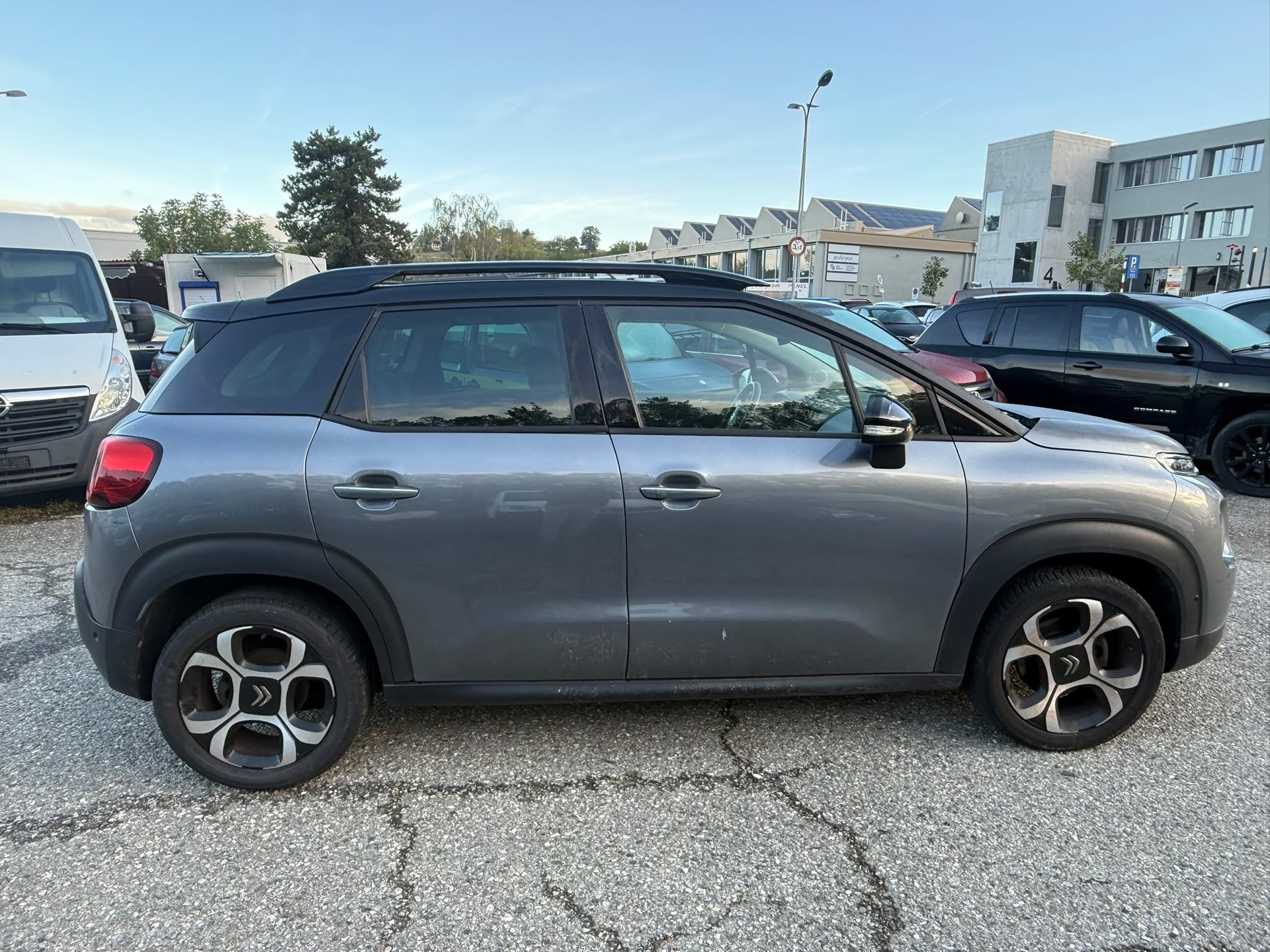 CITROEN C3 Aircross 1.2i PureTech Feel-image-5