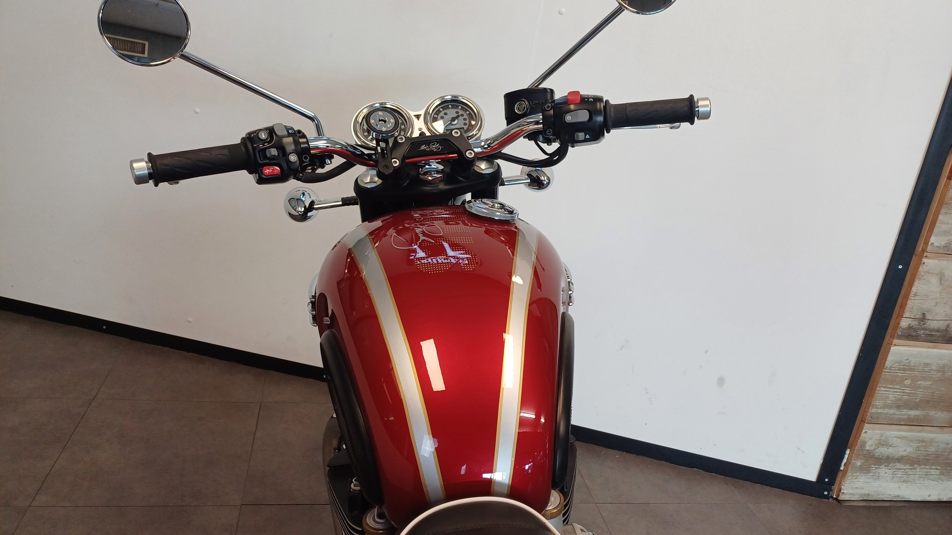 TRIUMPH Bonneville T120 35KW-image-12