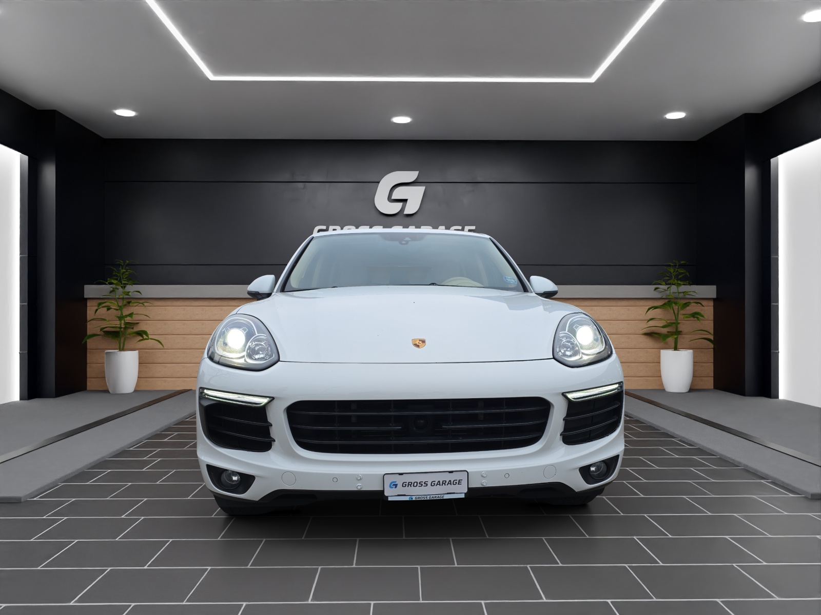 PORSCHE Cayenne S Hybrid-showroom-element-1