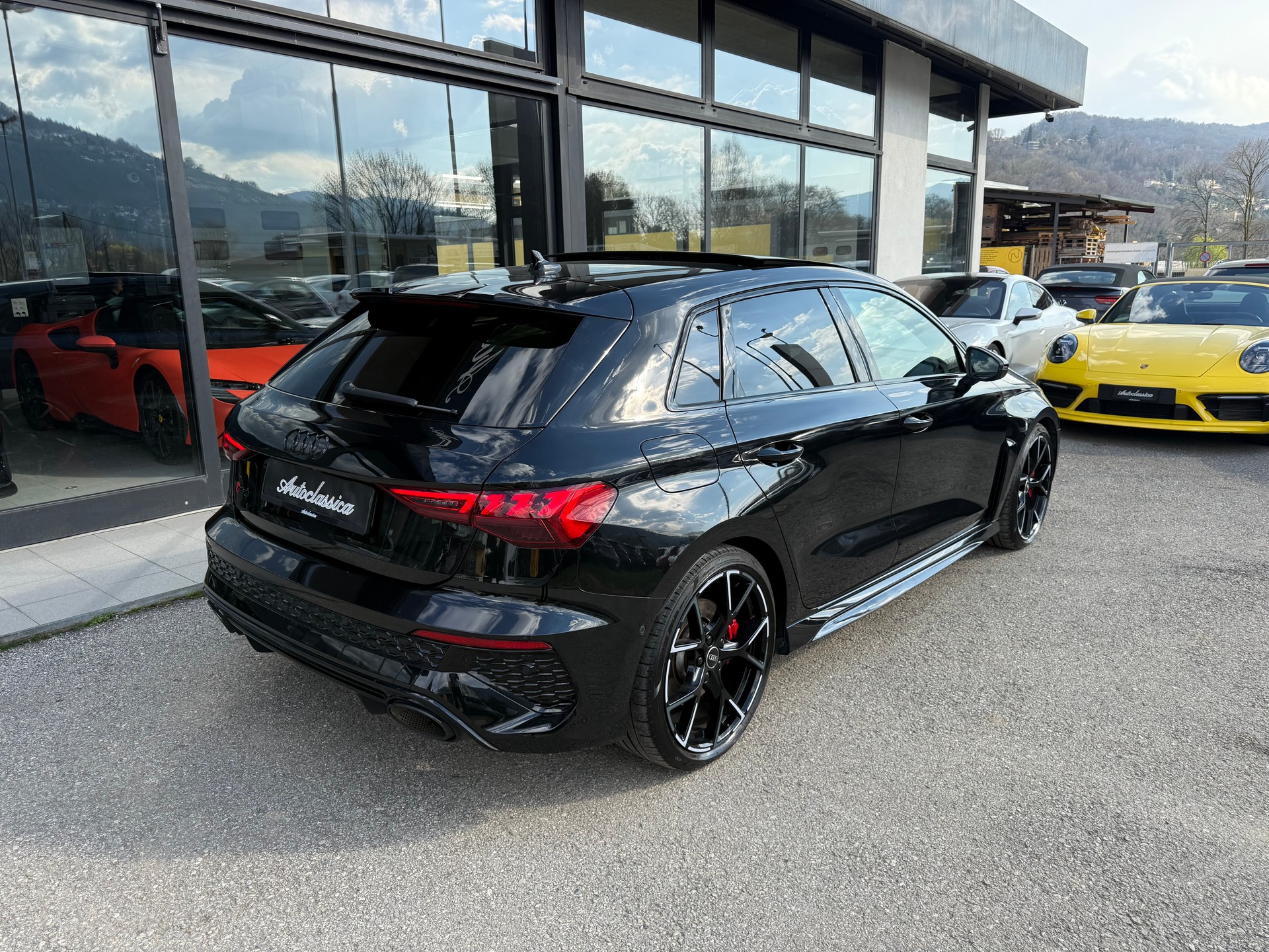 AUDI RS3 Sportback 2.5 TSI quattro S-tronic-image-7