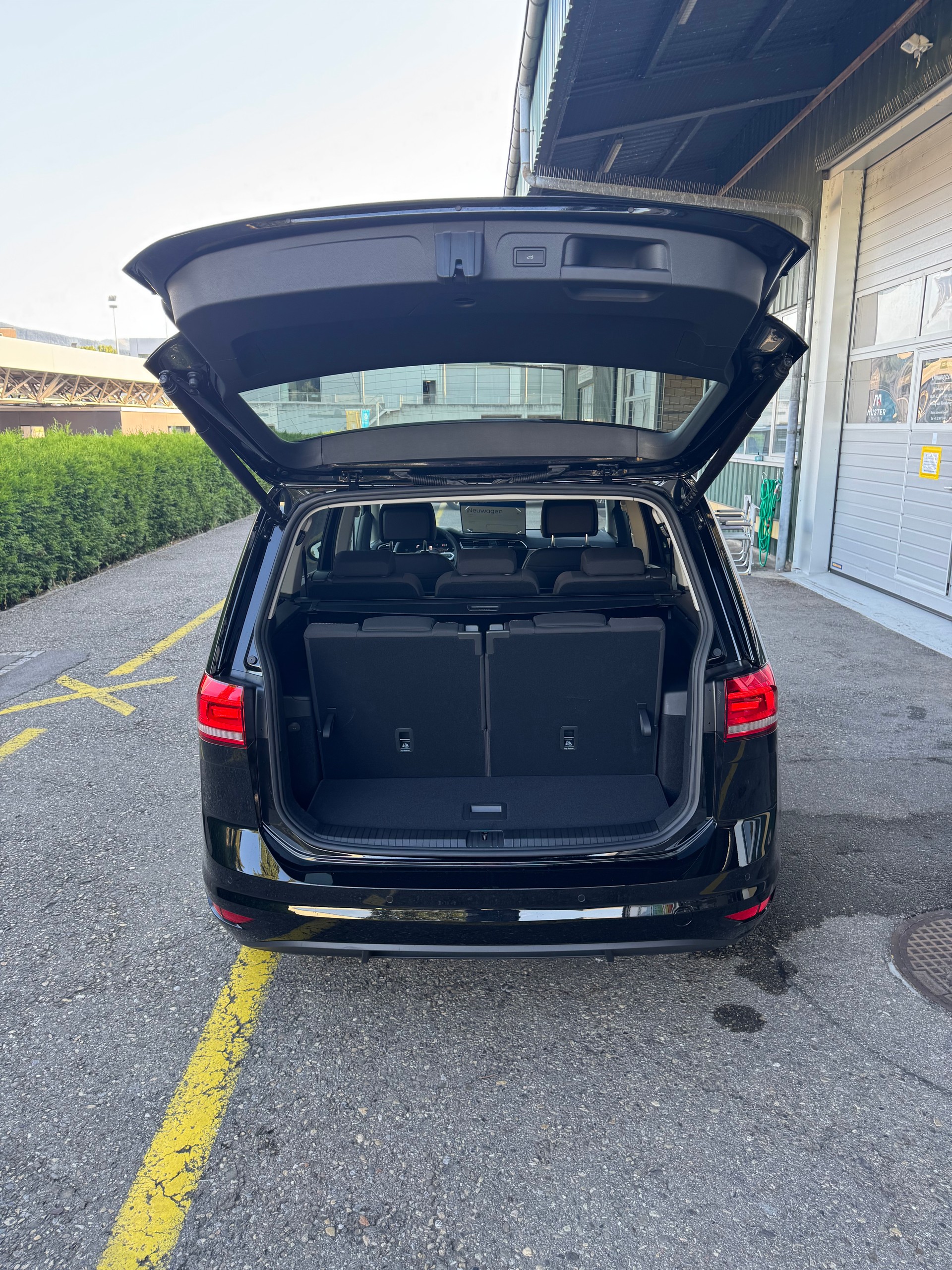 VW Touran 1.5 TSI EVO Comfortline DSG 7 Plätzer 150 PS 33 % Rabatt !-image-19