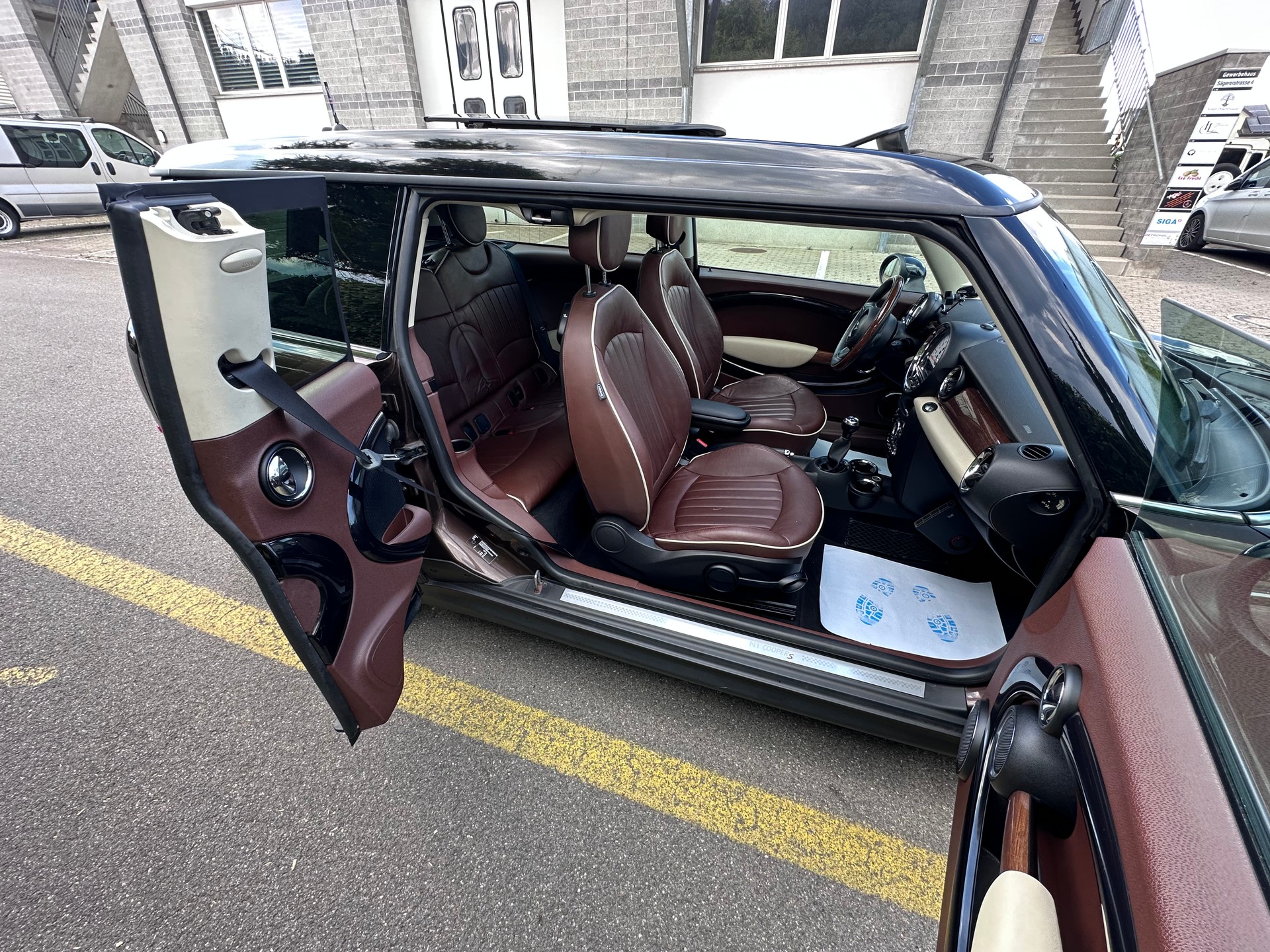 MINI Clubman Cooper S-image-9