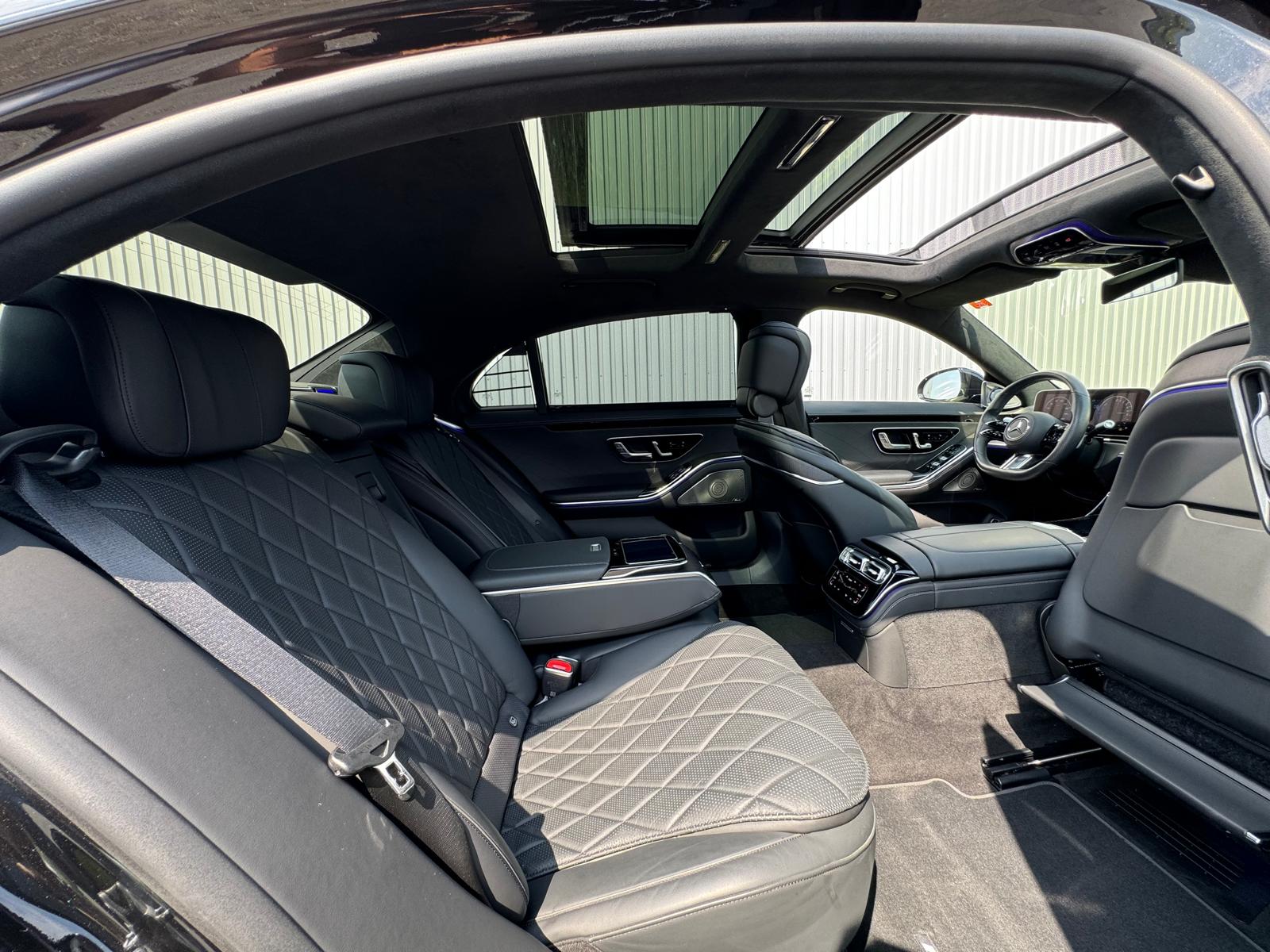 MERCEDES-BENZ S 580 e L AMG Limited All Black Performance (S63 AMG Optik) 9G-Tronic-image-17