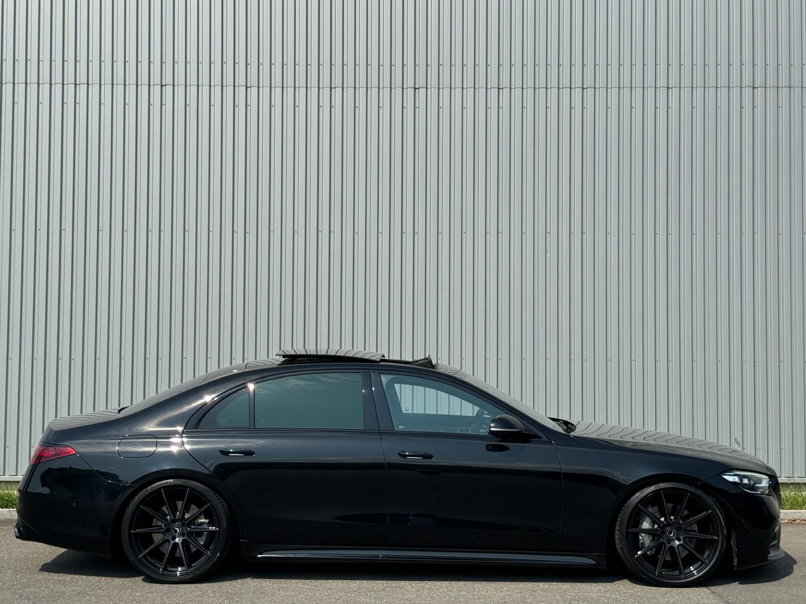 MERCEDES-BENZ S 580 e L AMG Limited All Black Performance (S63 AMG Optik) 9G-Tronic-image-5