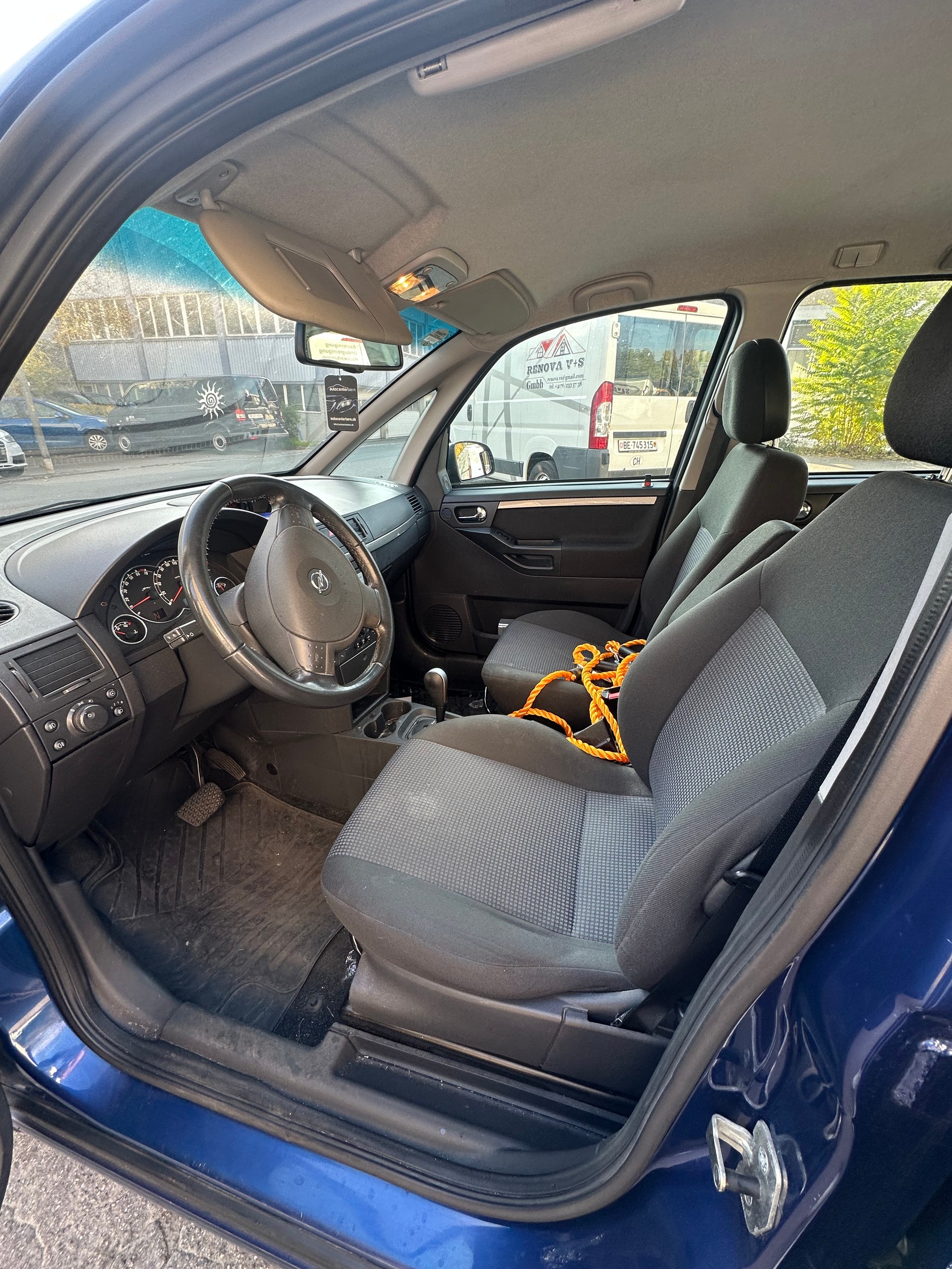 OPEL Meriva 1.8i 16V Edition Easytronic-image-4