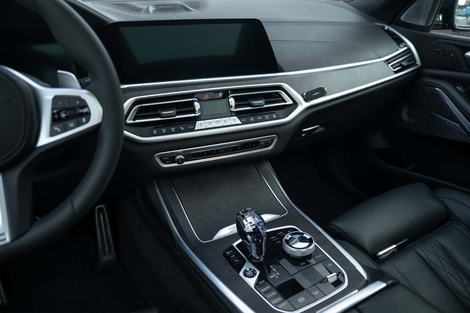 BMW X7 40d xDrive SAG-image-18