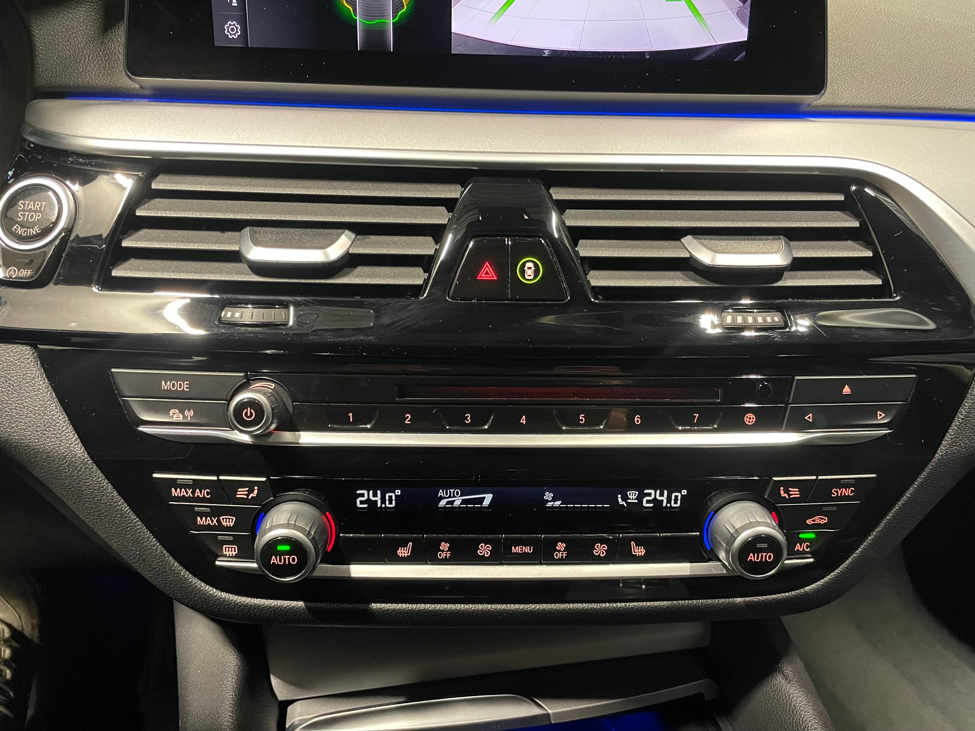 BMW 530i xDrive Sport Line Steptronic (58)-image-15
