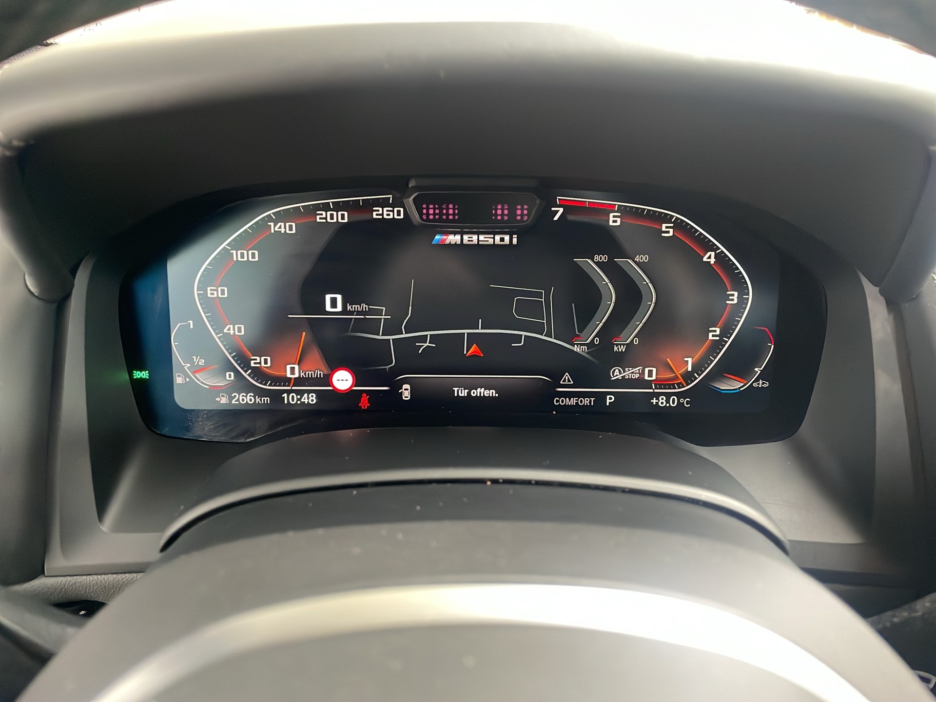 BMW M850i xDrive Steptronic-image-12