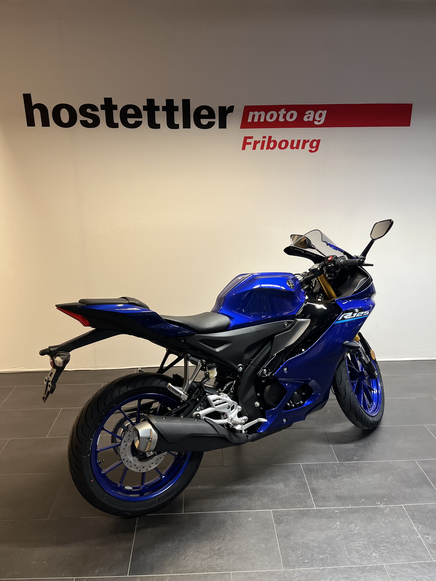 YAMAHA R125-image-2