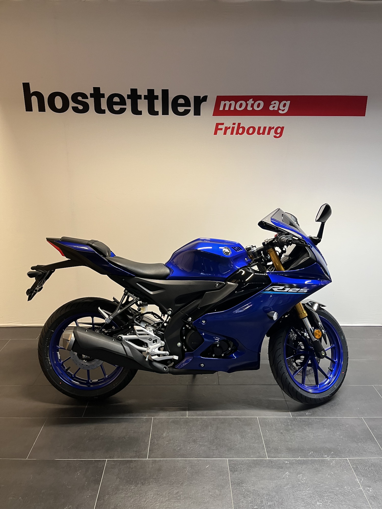 YAMAHA R125-image-1