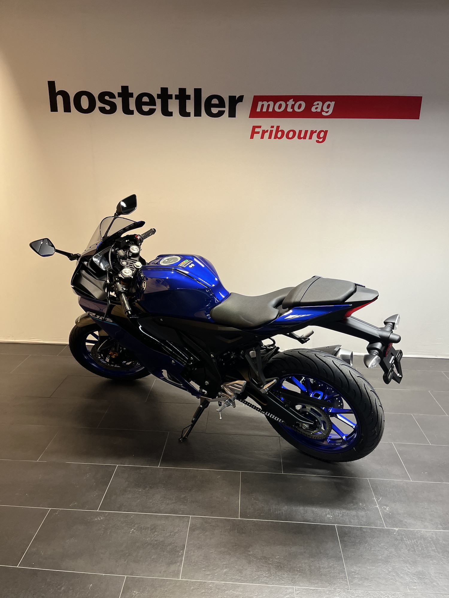 YAMAHA R125-image-4