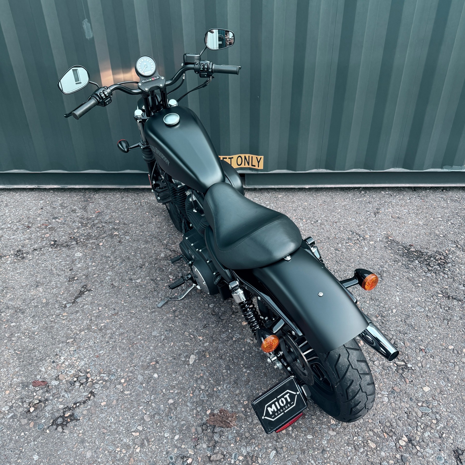 HARLEY-DAVIDSON XL 883 N-image-14