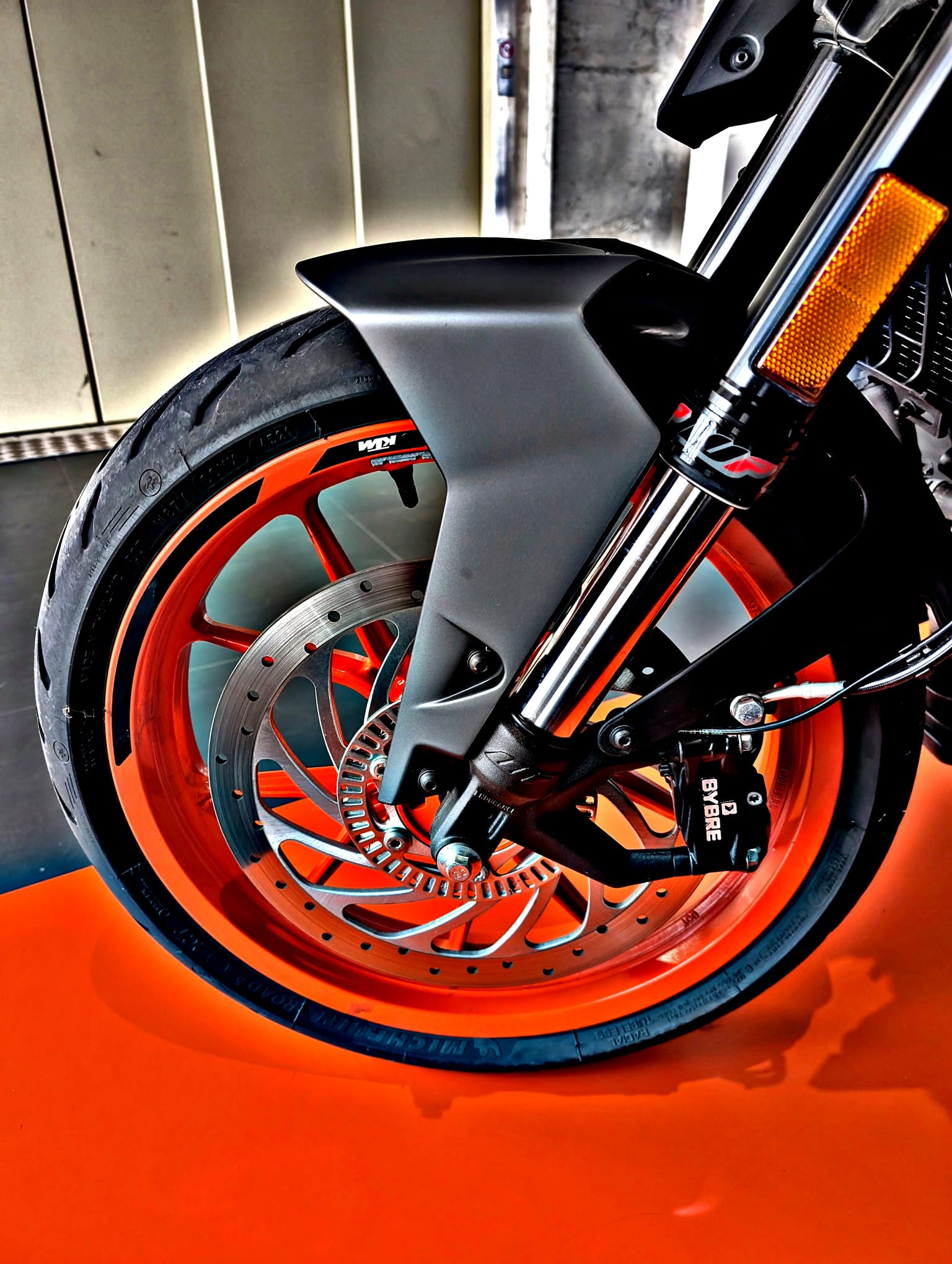 KTM 125 Duke-image-12