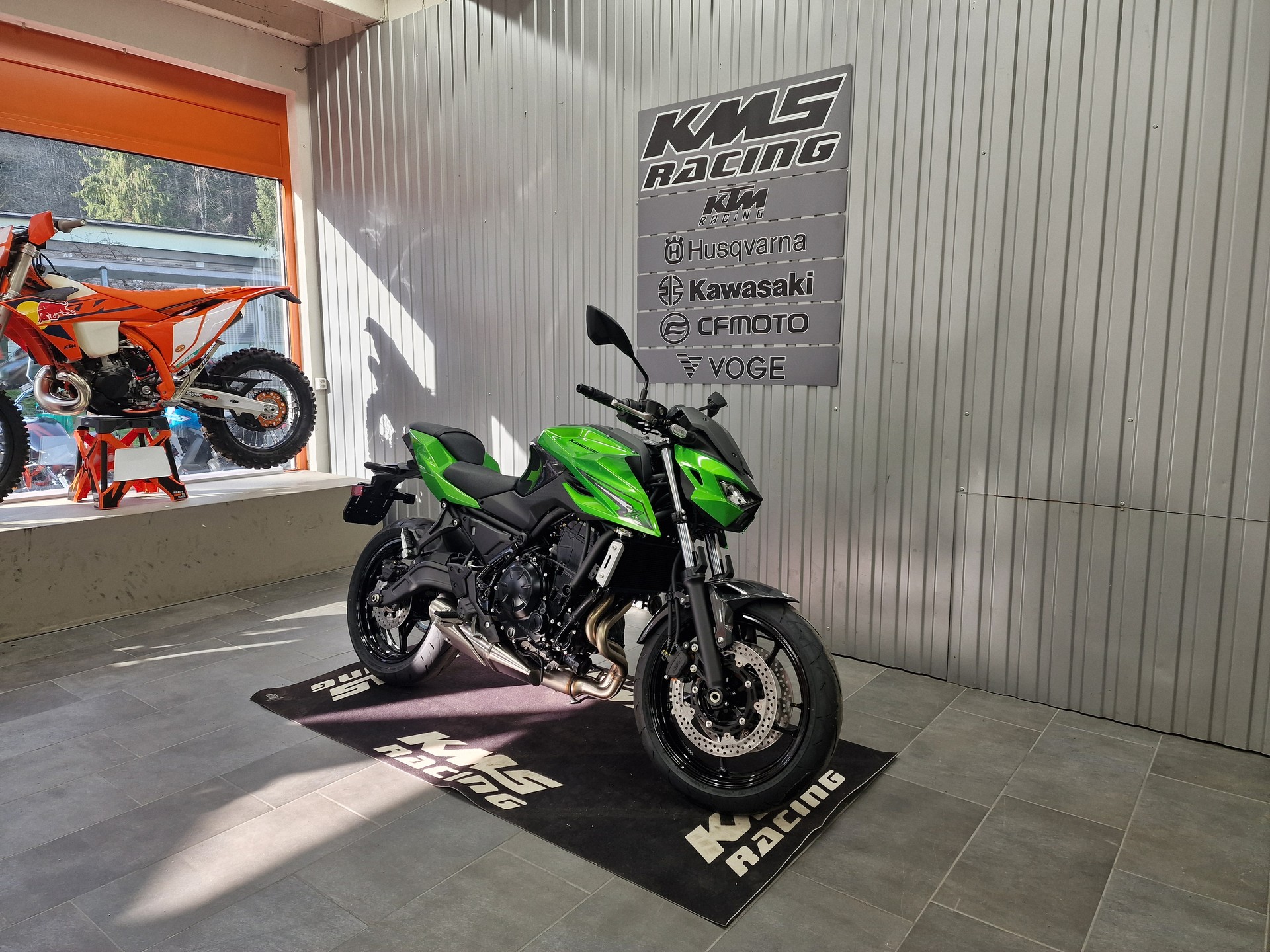 KAWASAKI Z 650 S-image-4