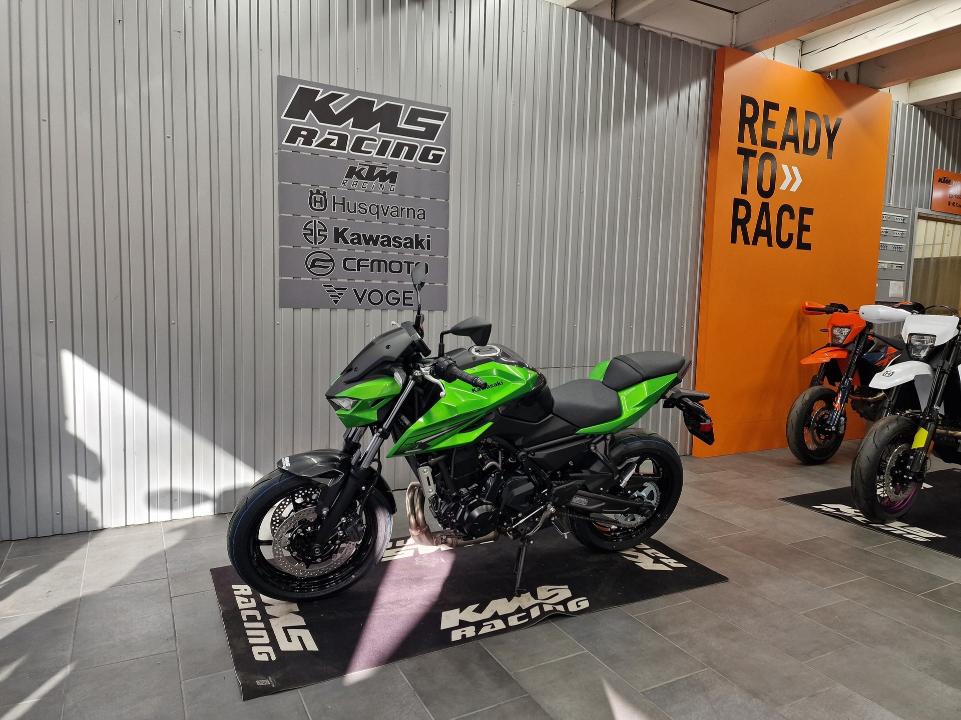KAWASAKI Z 650 S-image-2