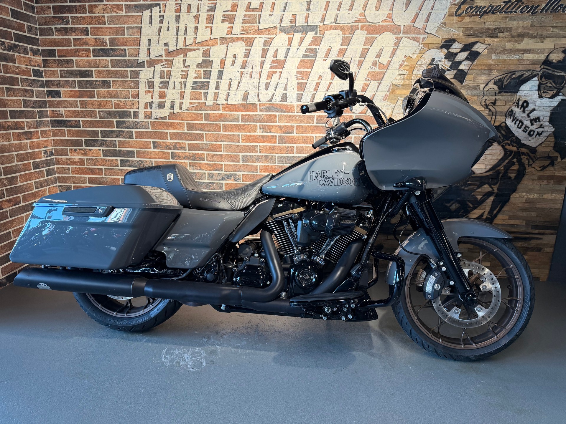HARLEY-DAVIDSON FLTRXST Road Glide ST 117-image-12