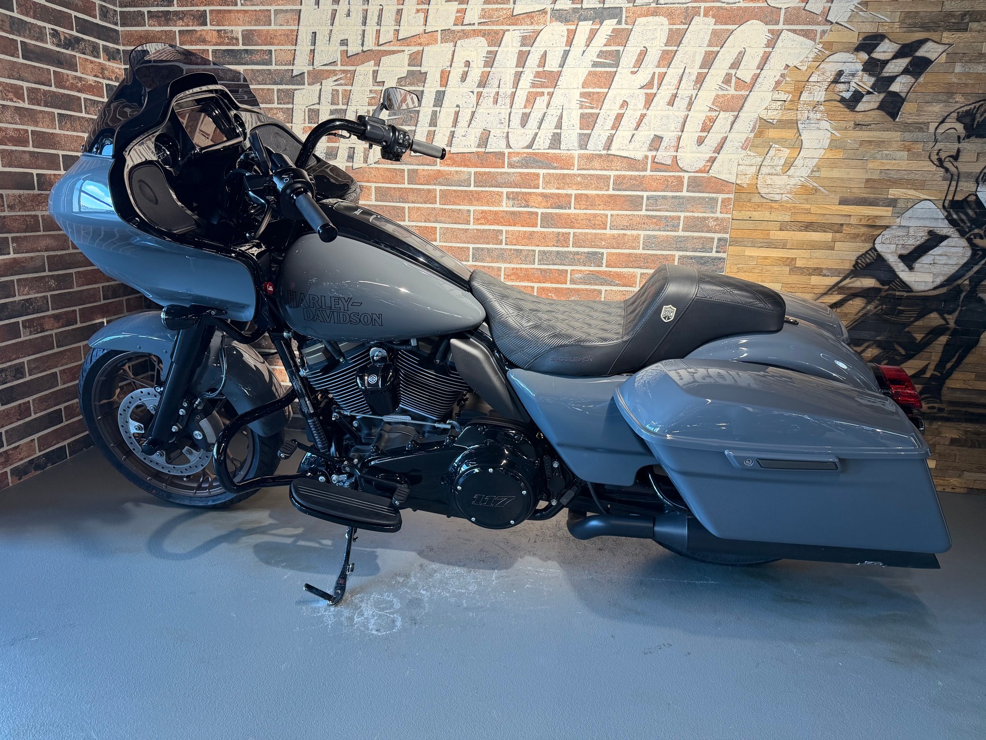 HARLEY-DAVIDSON FLTRXST Road Glide ST 117-image-5