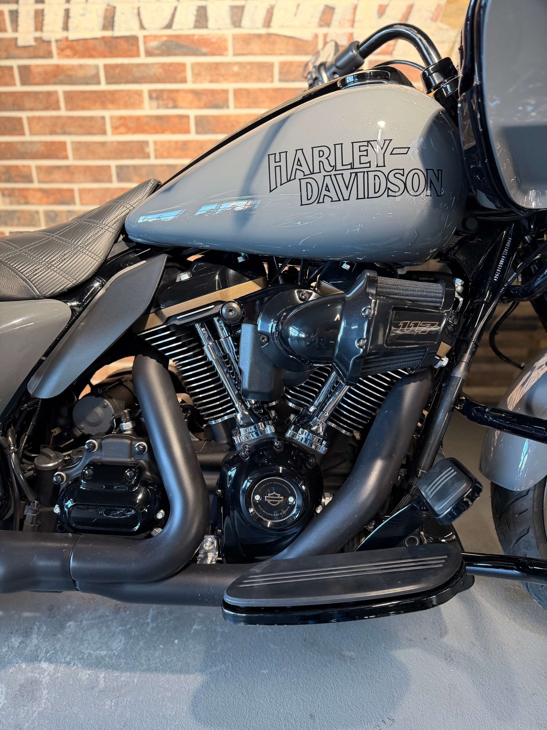 HARLEY-DAVIDSON FLTRXST Road Glide ST 117-image-10