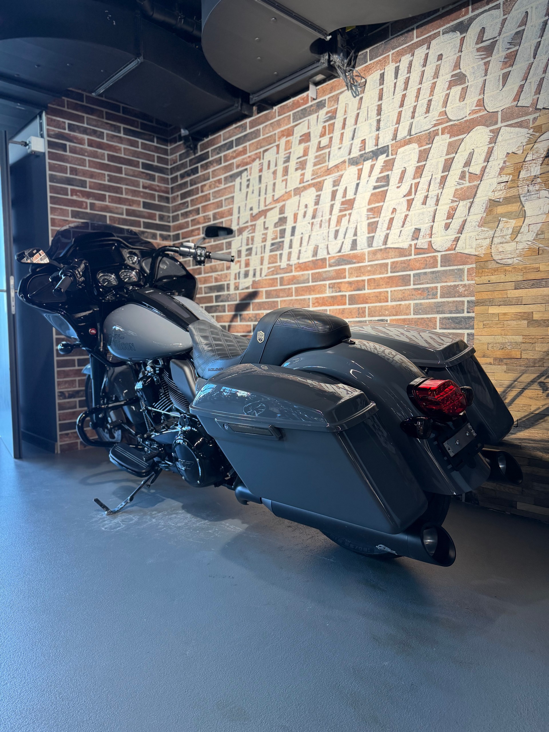 HARLEY-DAVIDSON FLTRXST Road Glide ST 117-image-6