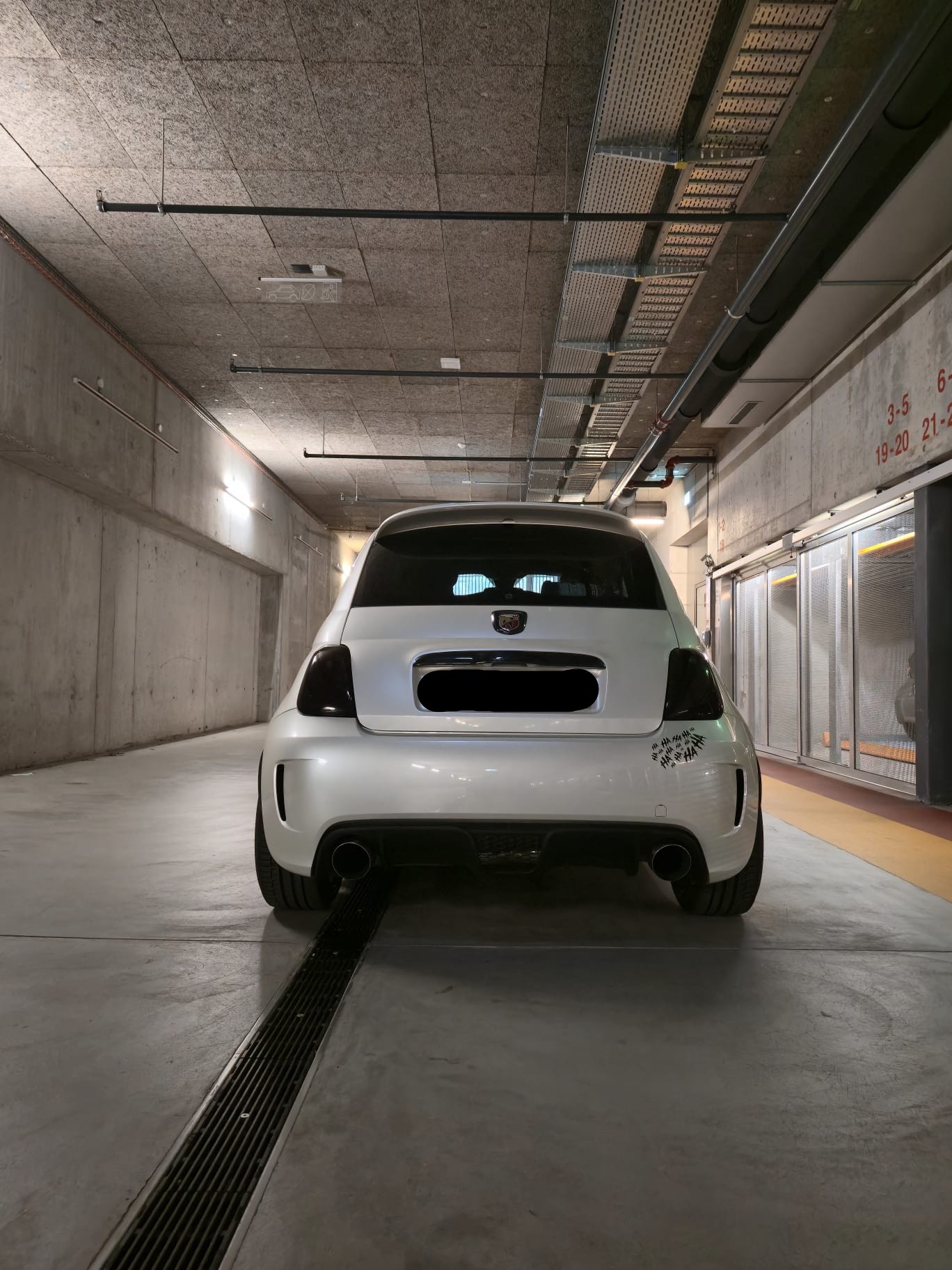 FIAT 500 1.4 16V Turbo Abarth-image-2