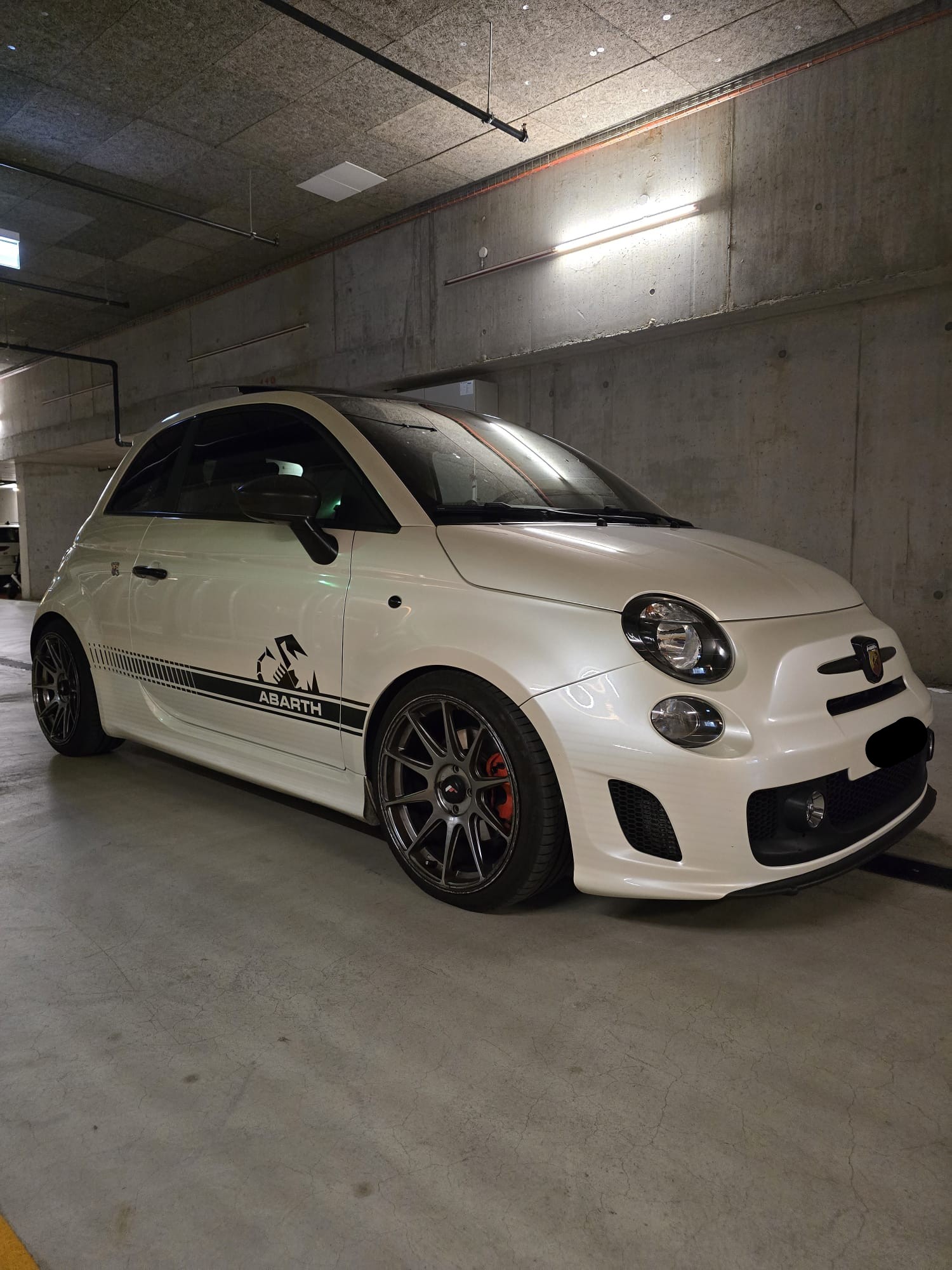 FIAT 500 1.4 16V Turbo Abarth-image-8