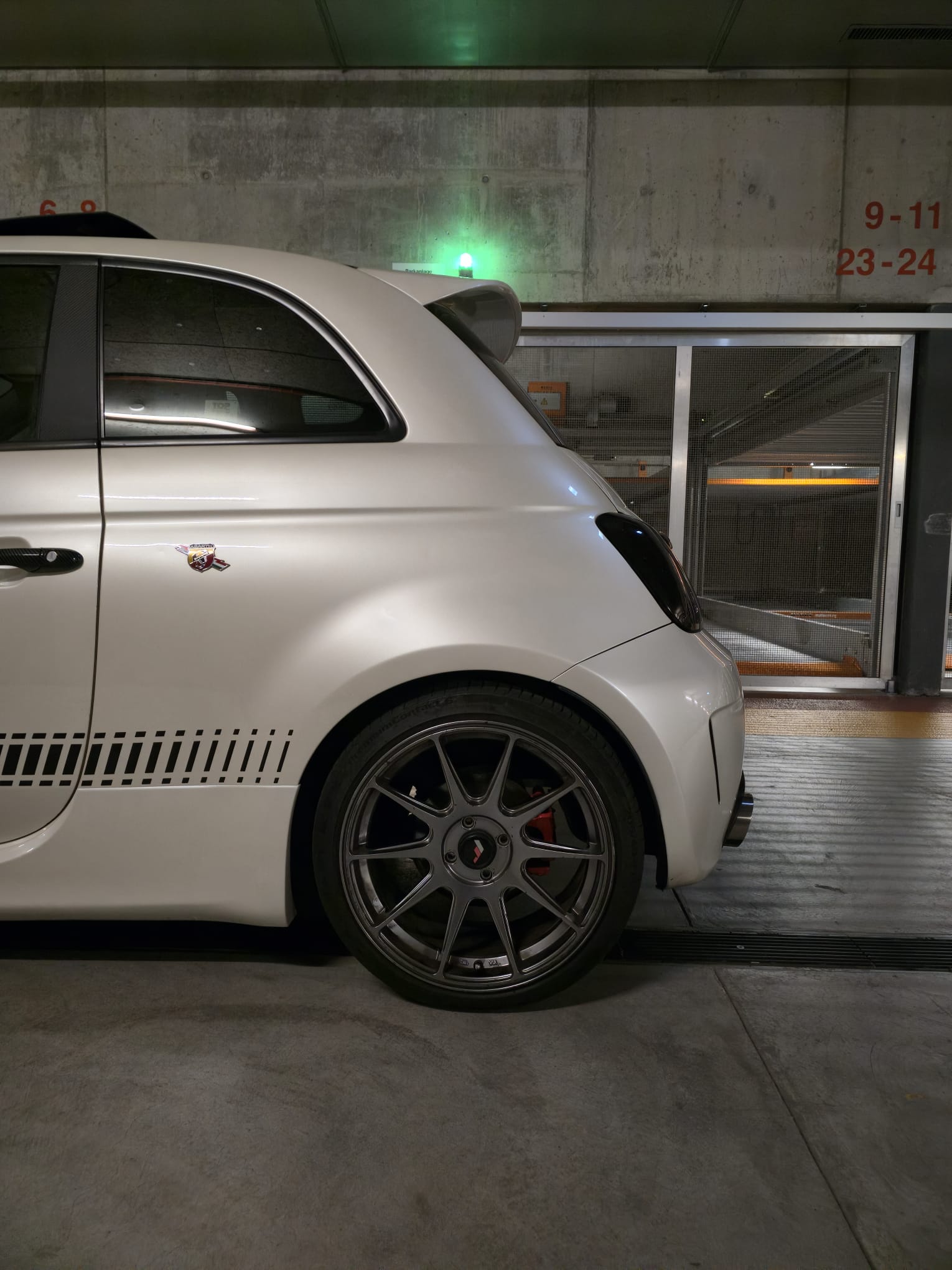 FIAT 500 1.4 16V Turbo Abarth-image-5