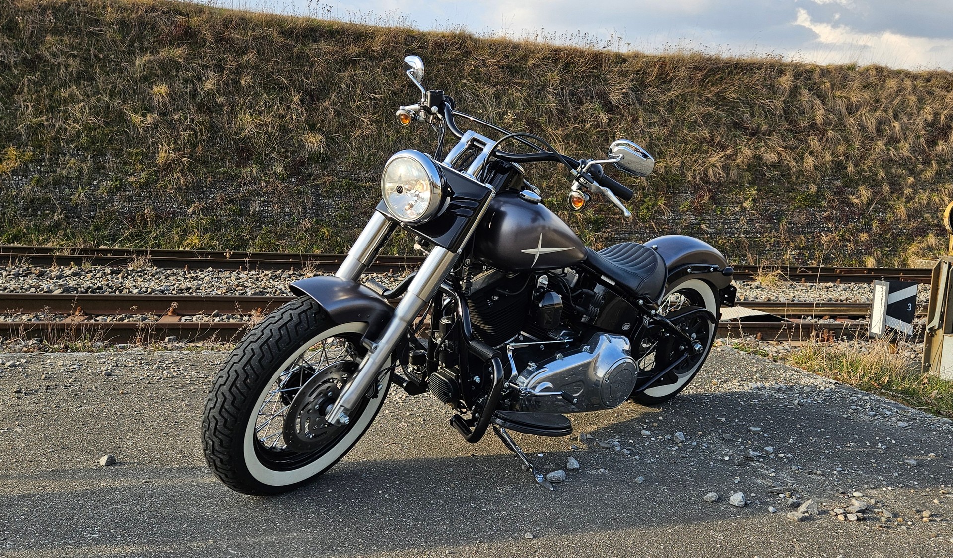 HARLEY-DAVIDSON Softail Slim FLS 103 ABS-image-1
