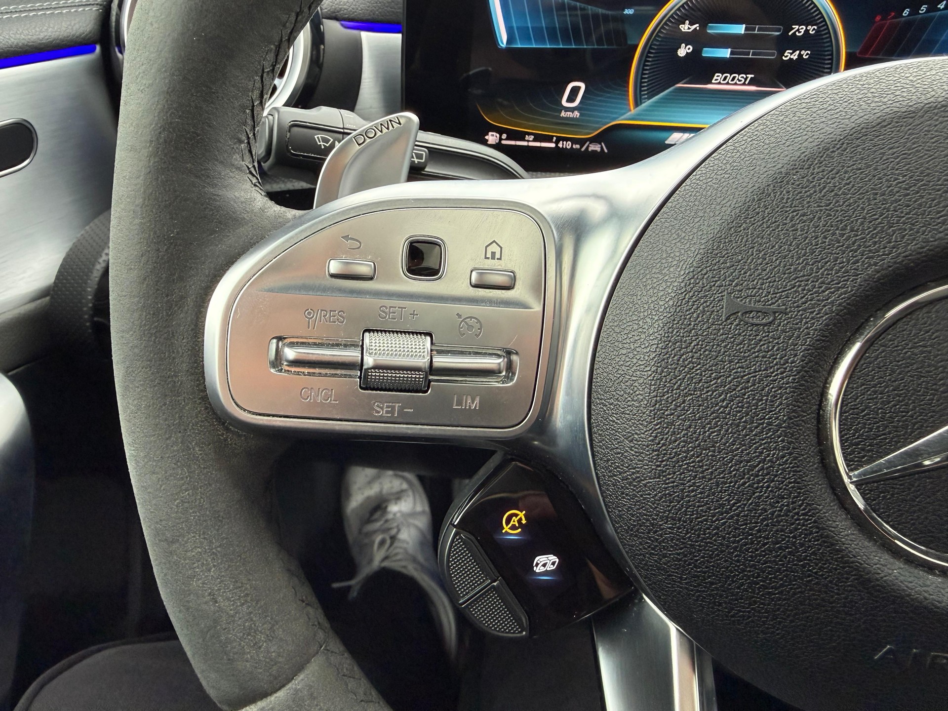 MERCEDES-BENZ A 45 S AMG 4matic+ Performance Sitze-image-23