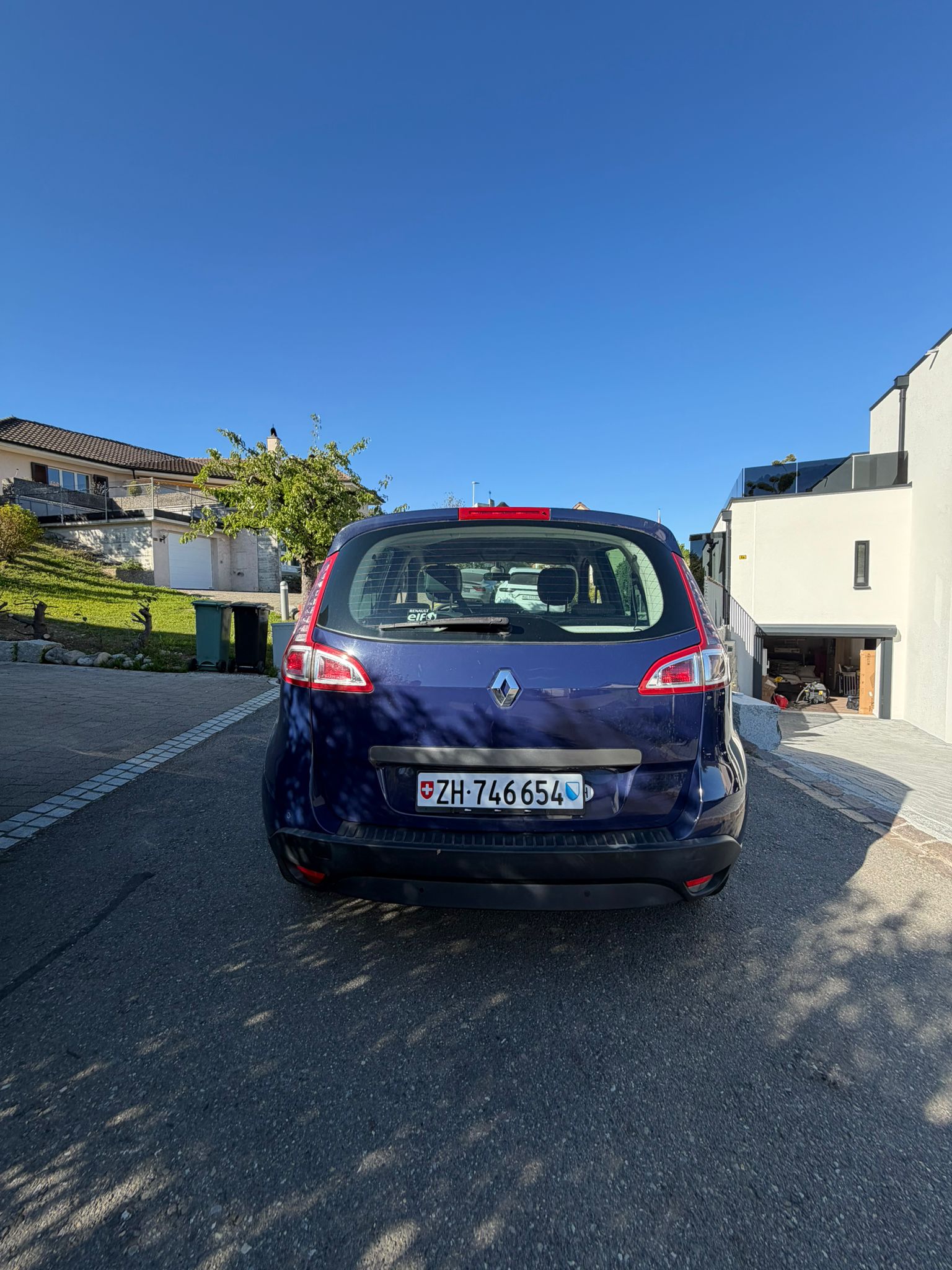 RENAULT Scénic 2.0 16V Bose Frisch ab MFK-image-2