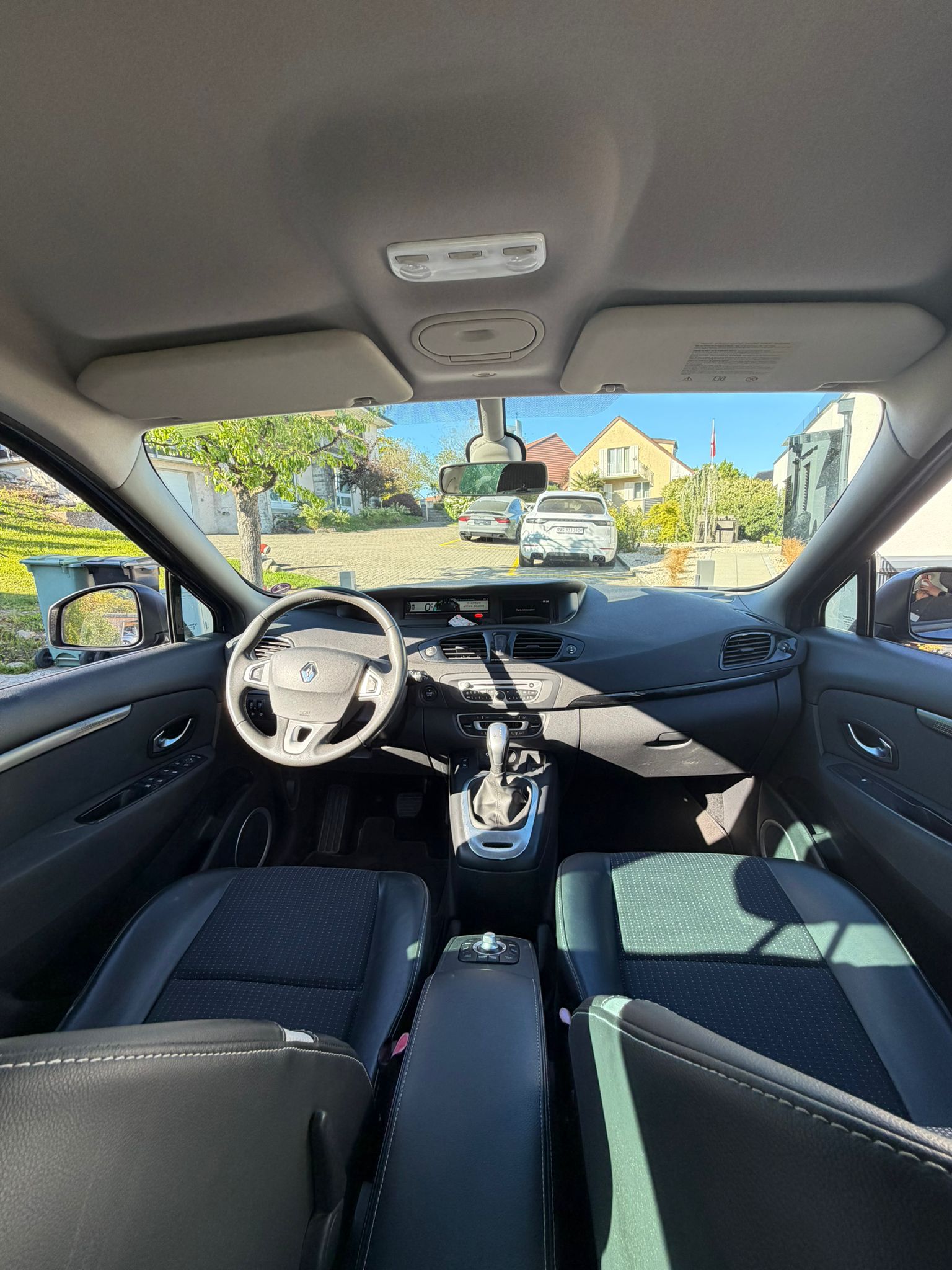 RENAULT Scénic 2.0 16V Bose Frisch ab MFK-image-3