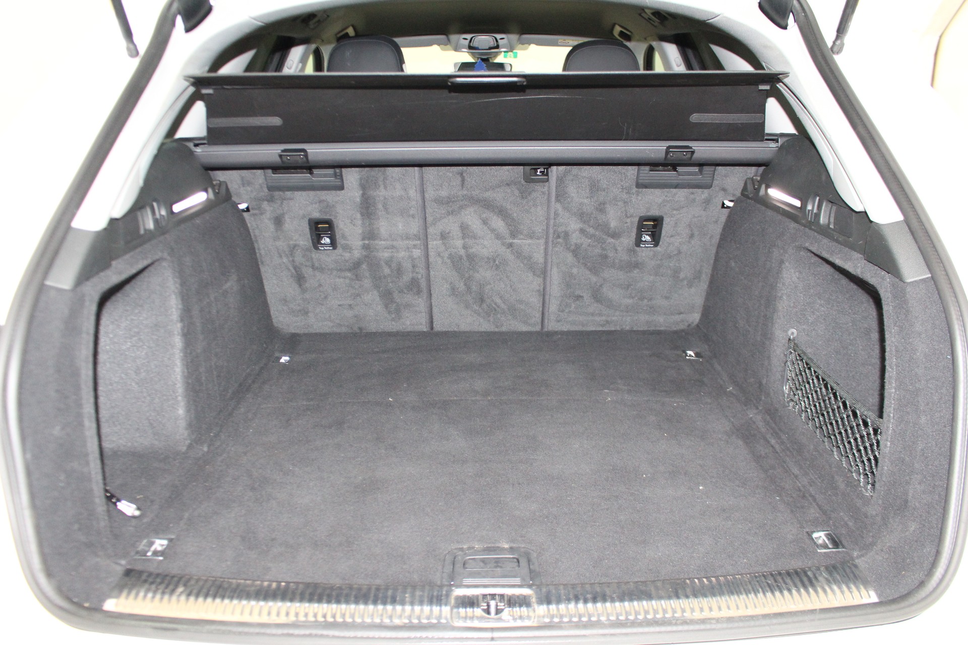 AUDI A4 Avant 2.0 TFSI 190 ultra Sport S-Tronic-image-8