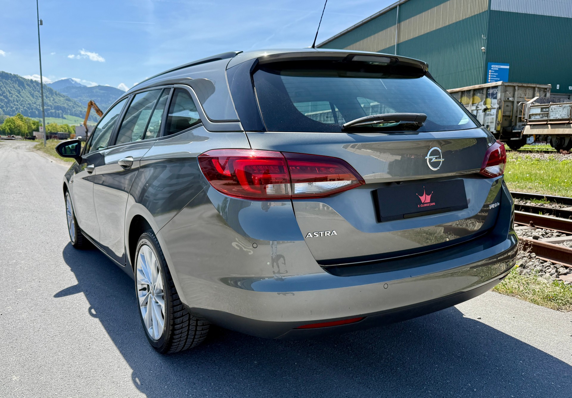 OPEL Astra Sports Tourer 1.4i Turbo Enjoy Automatic-image-2