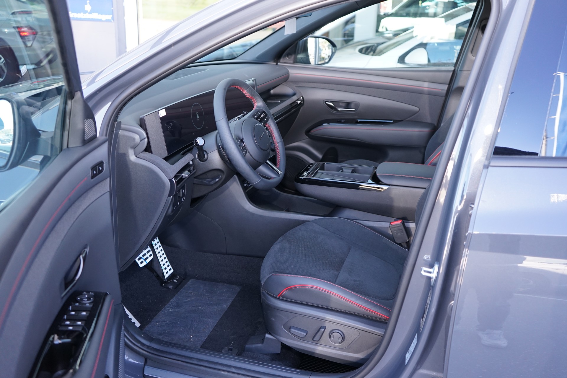 HYUNDAI Kona 1.6 GDi HEV N-Line LUX-image-11